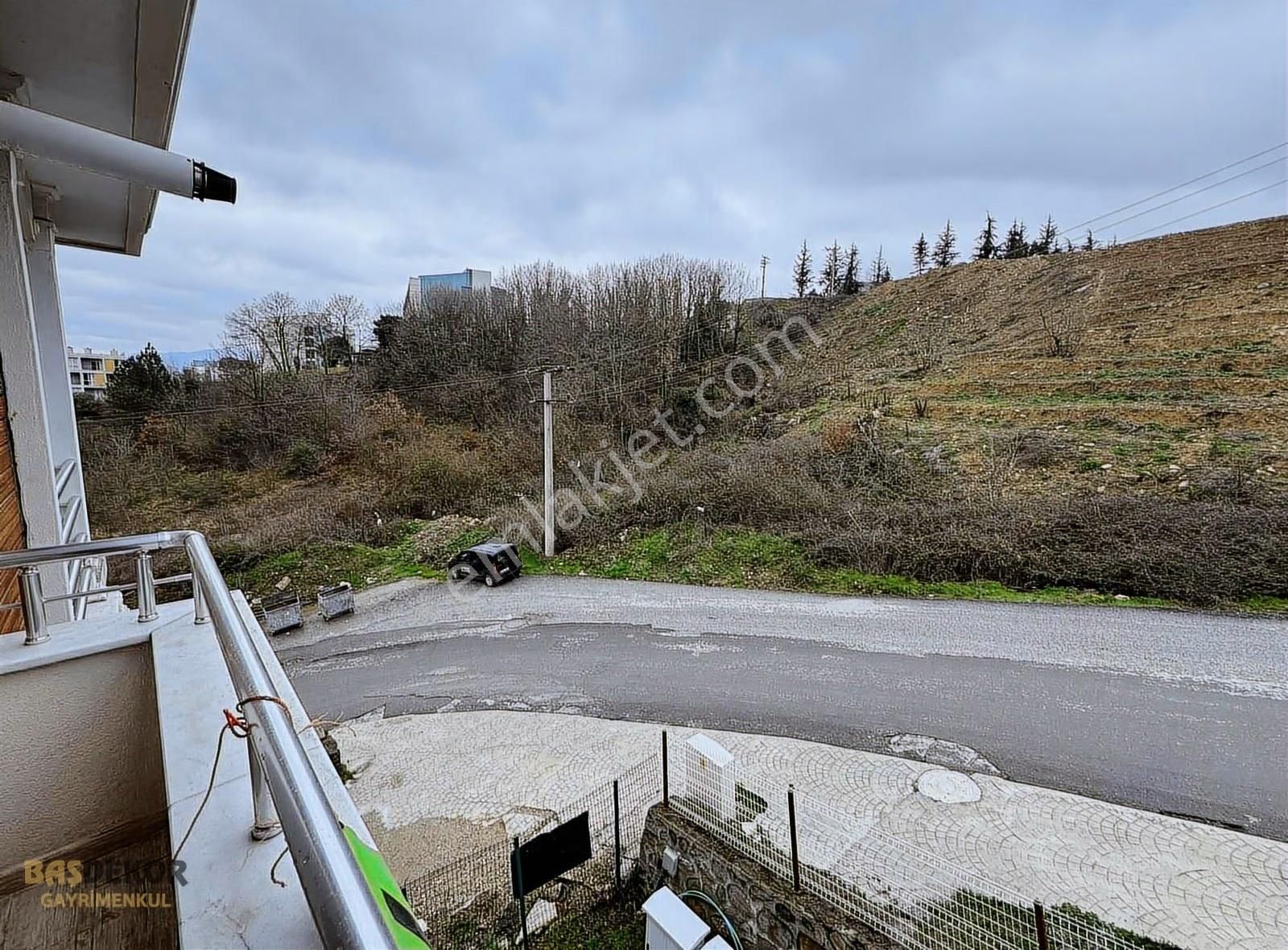 Başdekor Gayrimenkul'den Kiralık Eşyalı 3+1 Daire Kampüste - Görsel 8