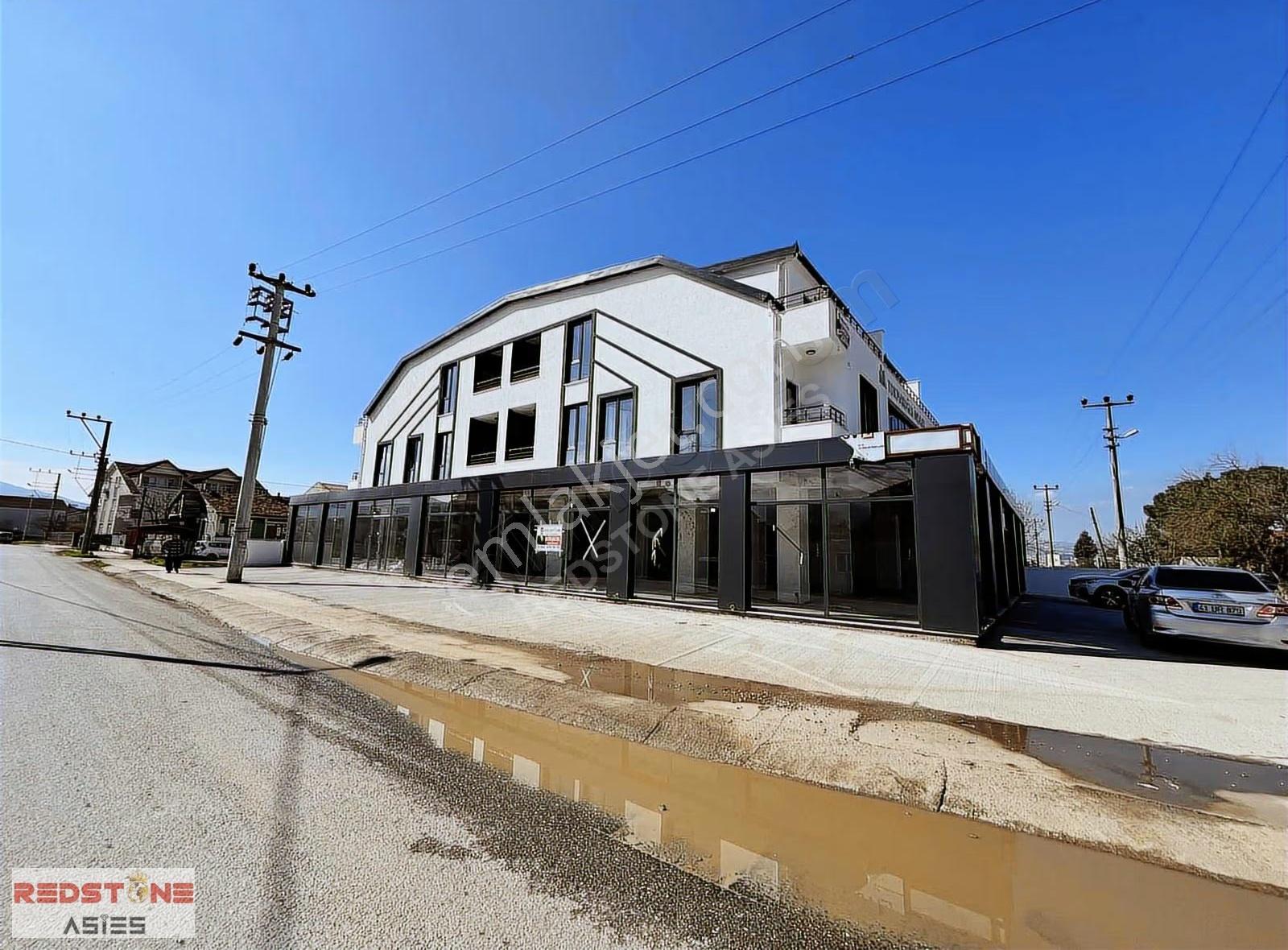 Kartepe'de Yüksek Kira Gelirli Satılık 560 M² Cadde Üzeri Ticari - Görsel 3