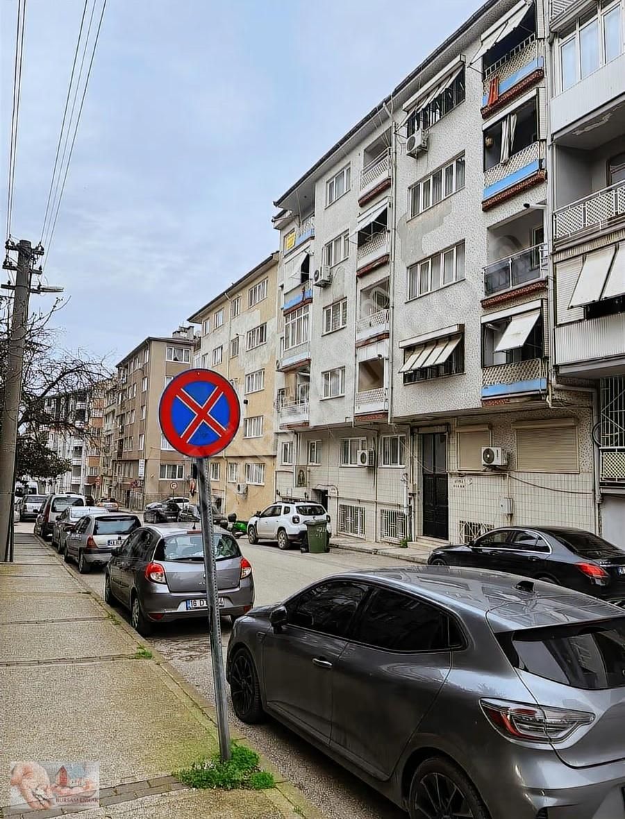 Altıparmak'a Yakın Kiralık 2+1 Daire