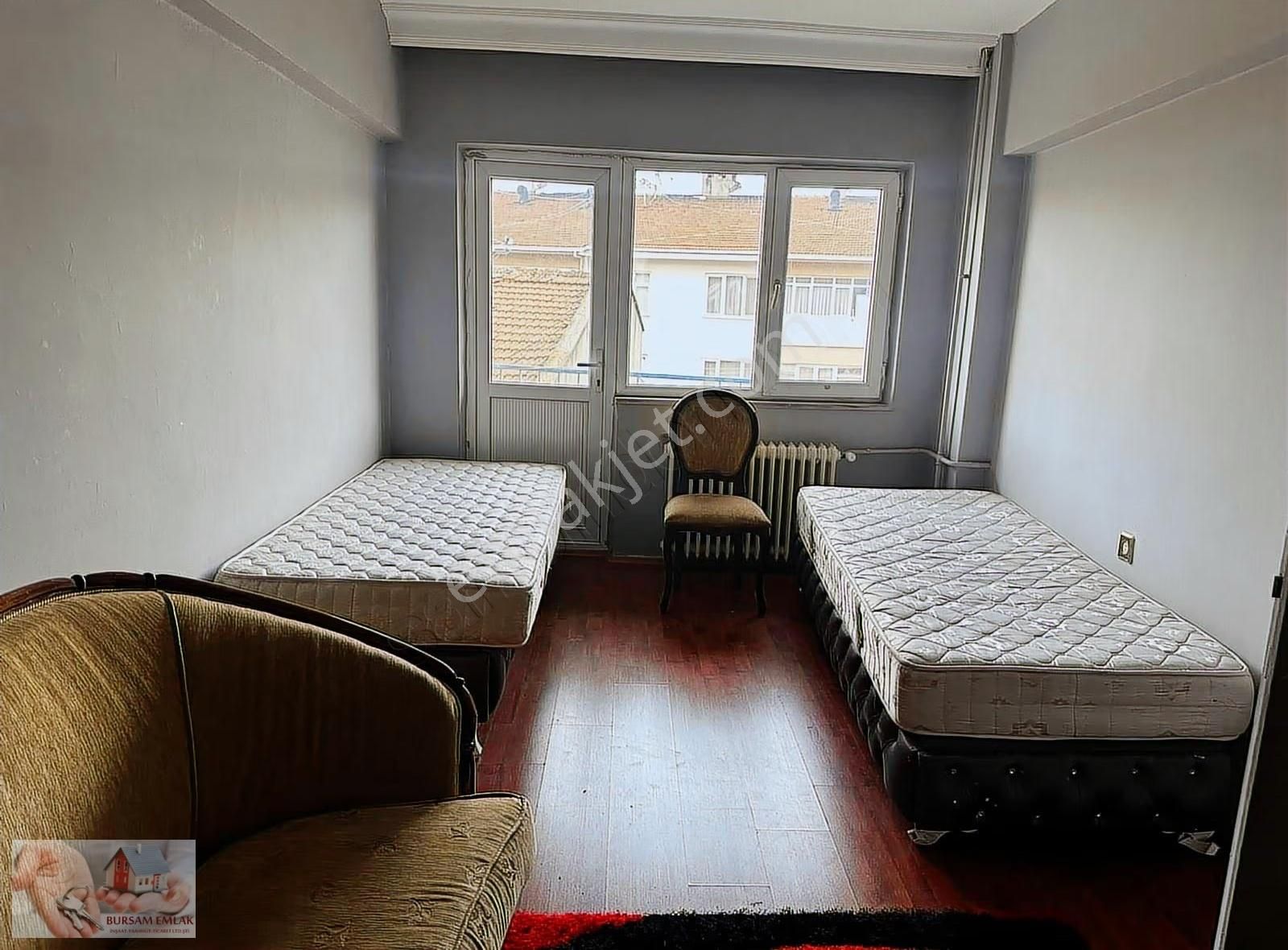 Altıparmak'a Yakın Kiralık 2+1 Daire - Görsel 12