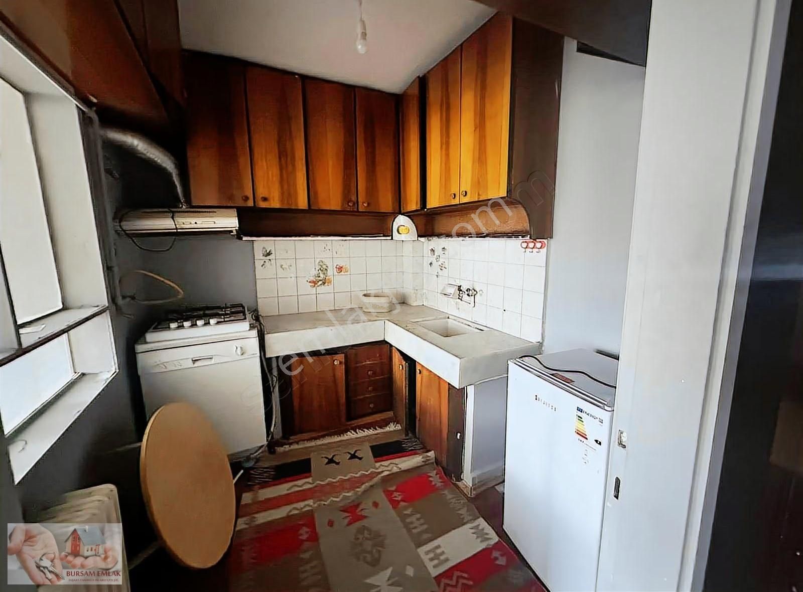 Altıparmak'a Yakın Kiralık 2+1 Daire - Görsel 4