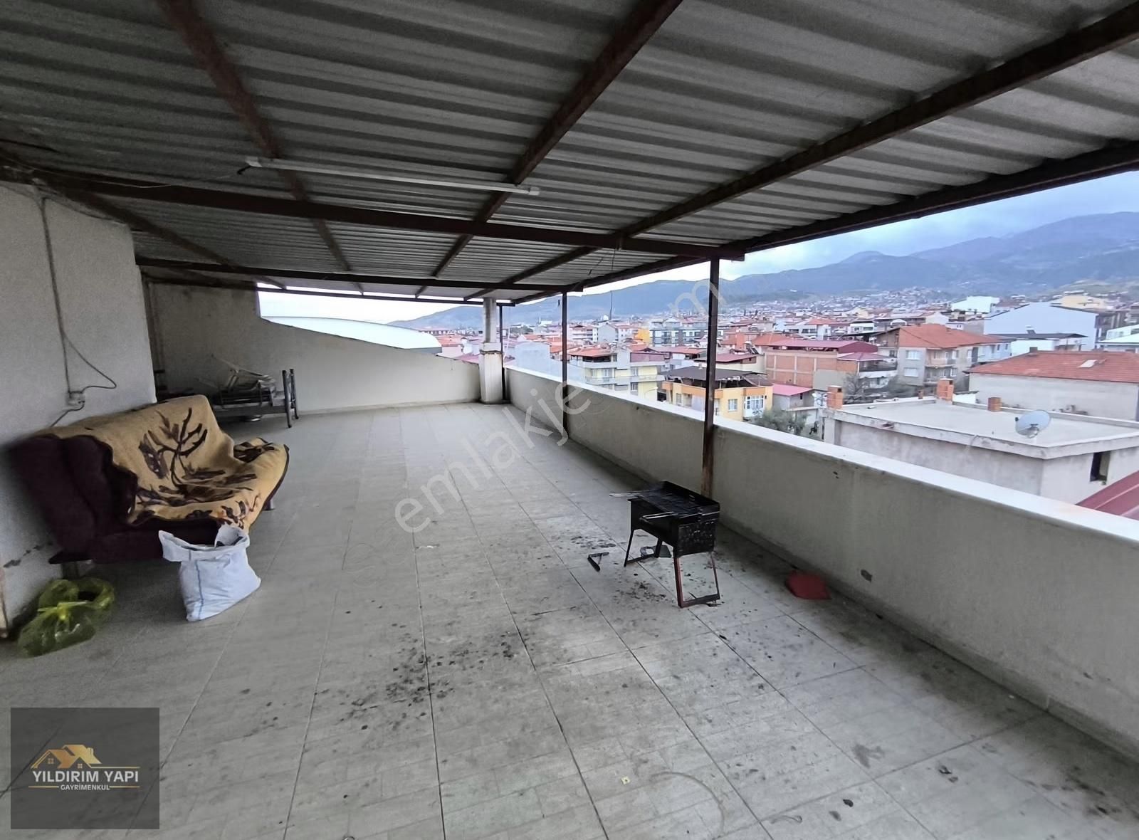 Fatih Mahallesinde Satılık 3+1 Açık Mutfak Ters Dubleks Daire