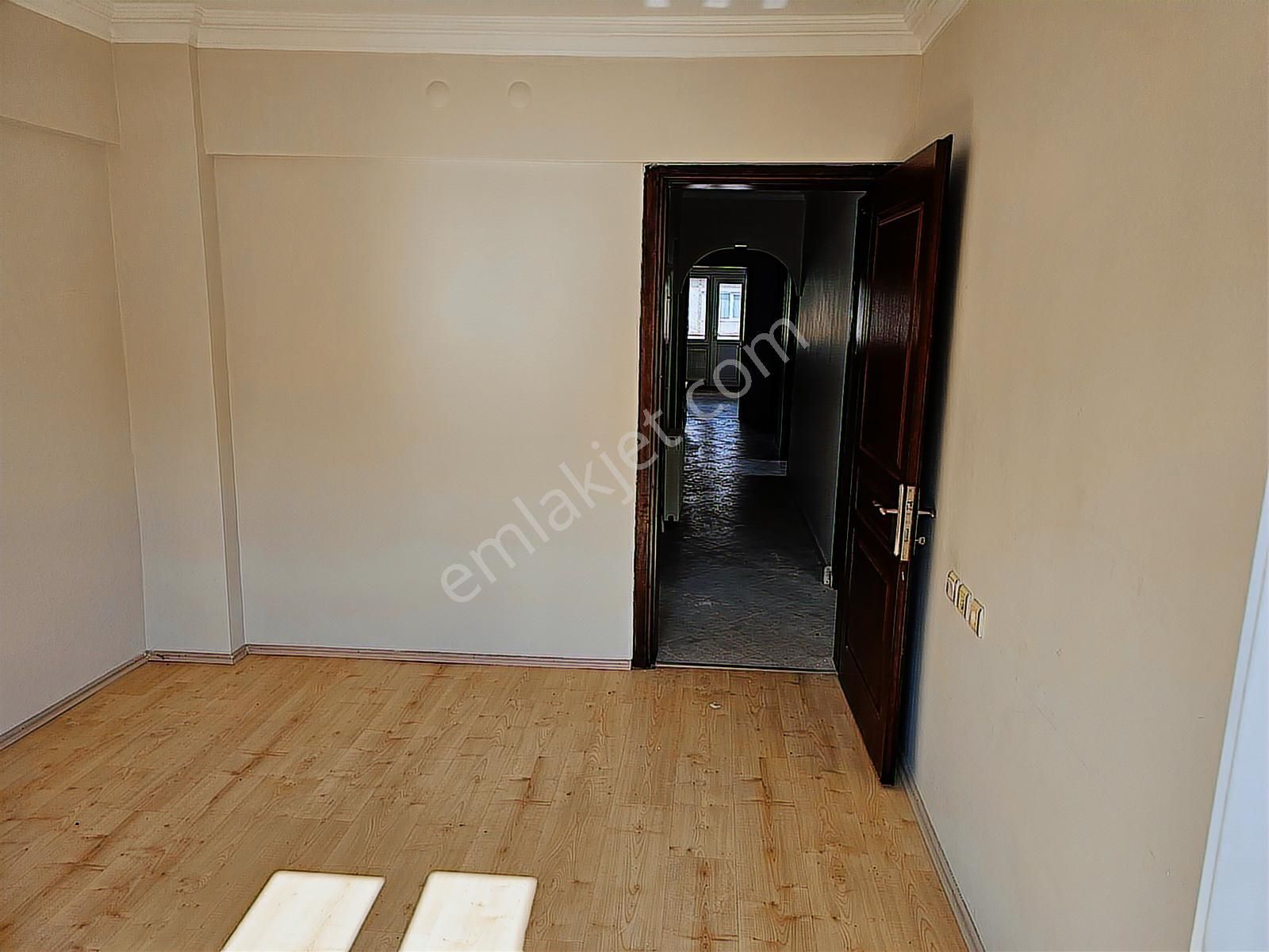 Aydın Efeler Girne Mahallesinde Kiralık Daire 3+1 - Görsel 10