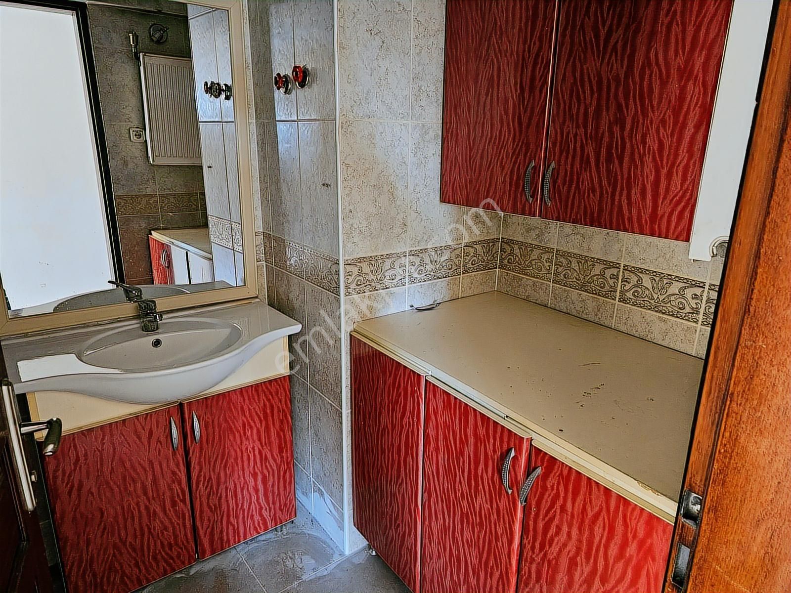 Aydın Efeler Girne Mahallesinde Kiralık Daire 3+1 - Görsel 25