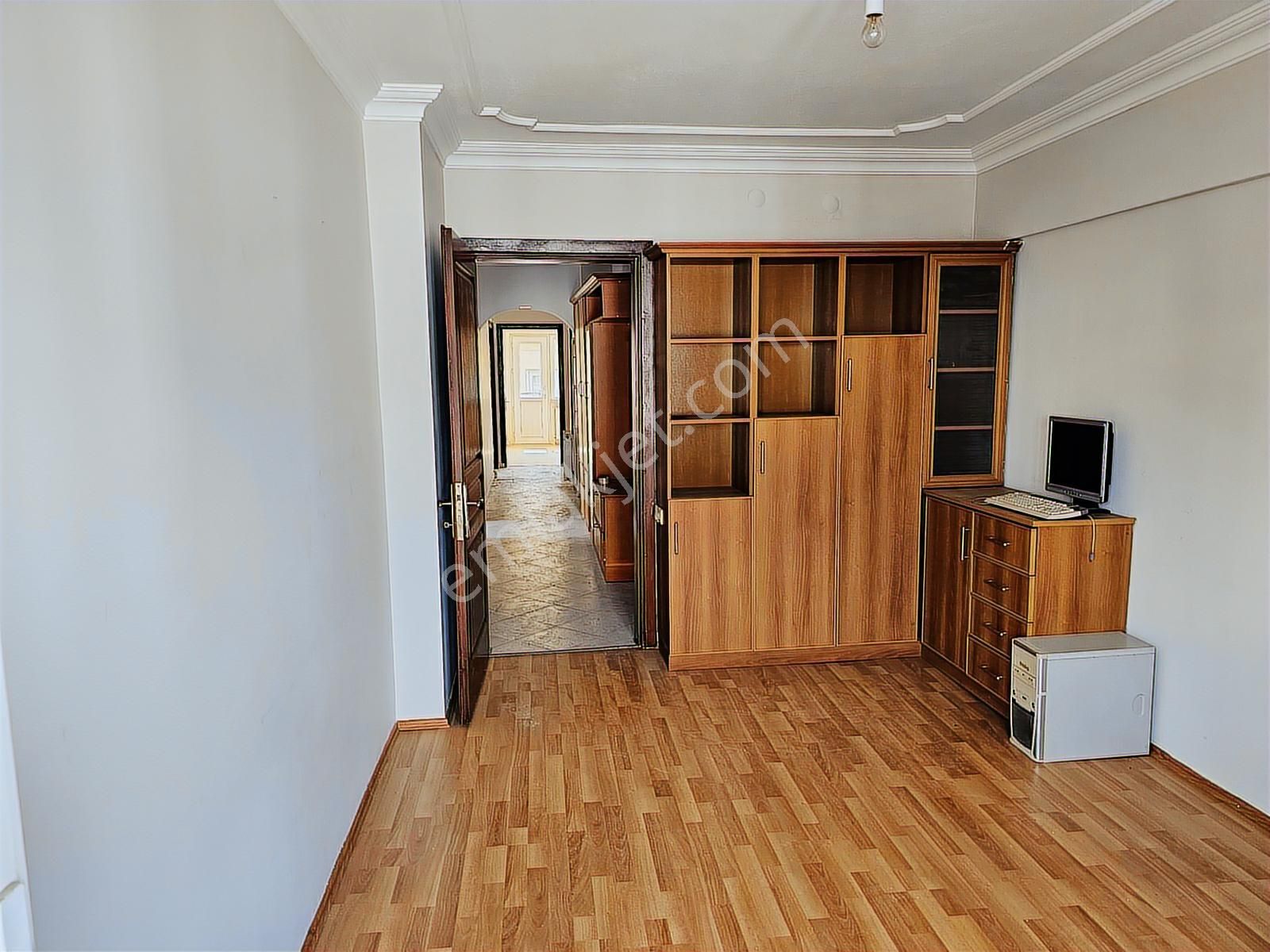 Aydın Efeler Girne Mahallesinde Kiralık Daire 3+1 - Görsel 33