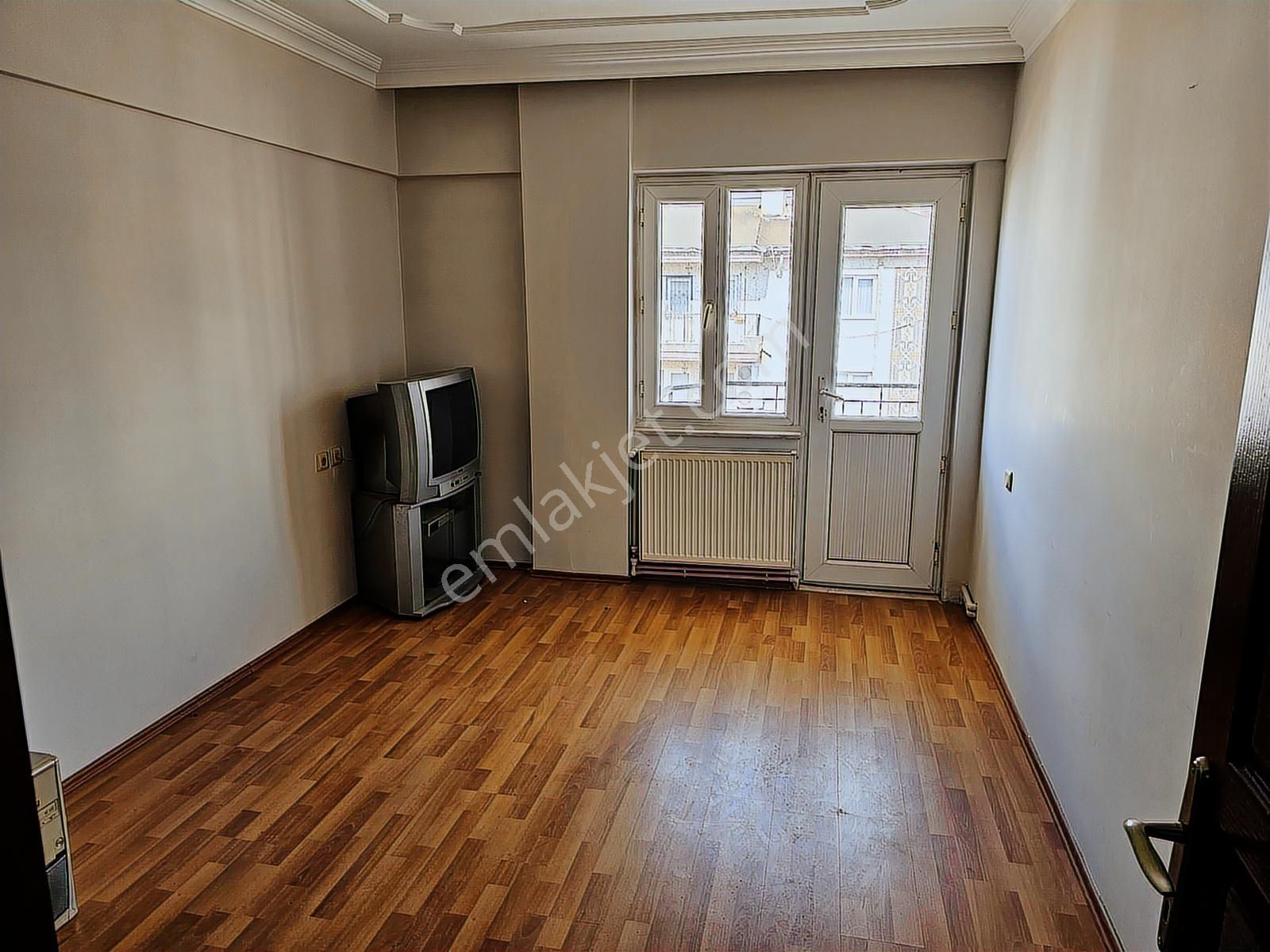 Aydın Efeler Girne Mahallesinde Kiralık Daire 3+1 - Görsel 32