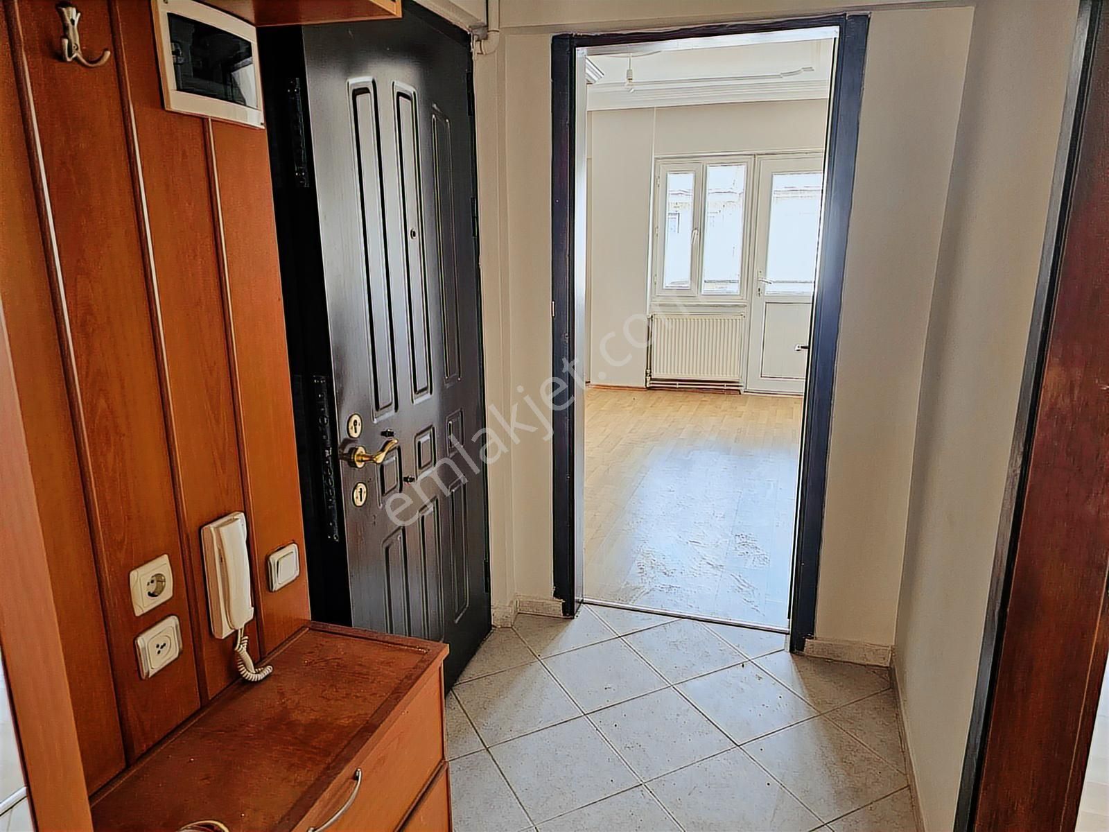 Aydın Efeler Girne Mahallesinde Kiralık Daire 3+1 - Görsel 19