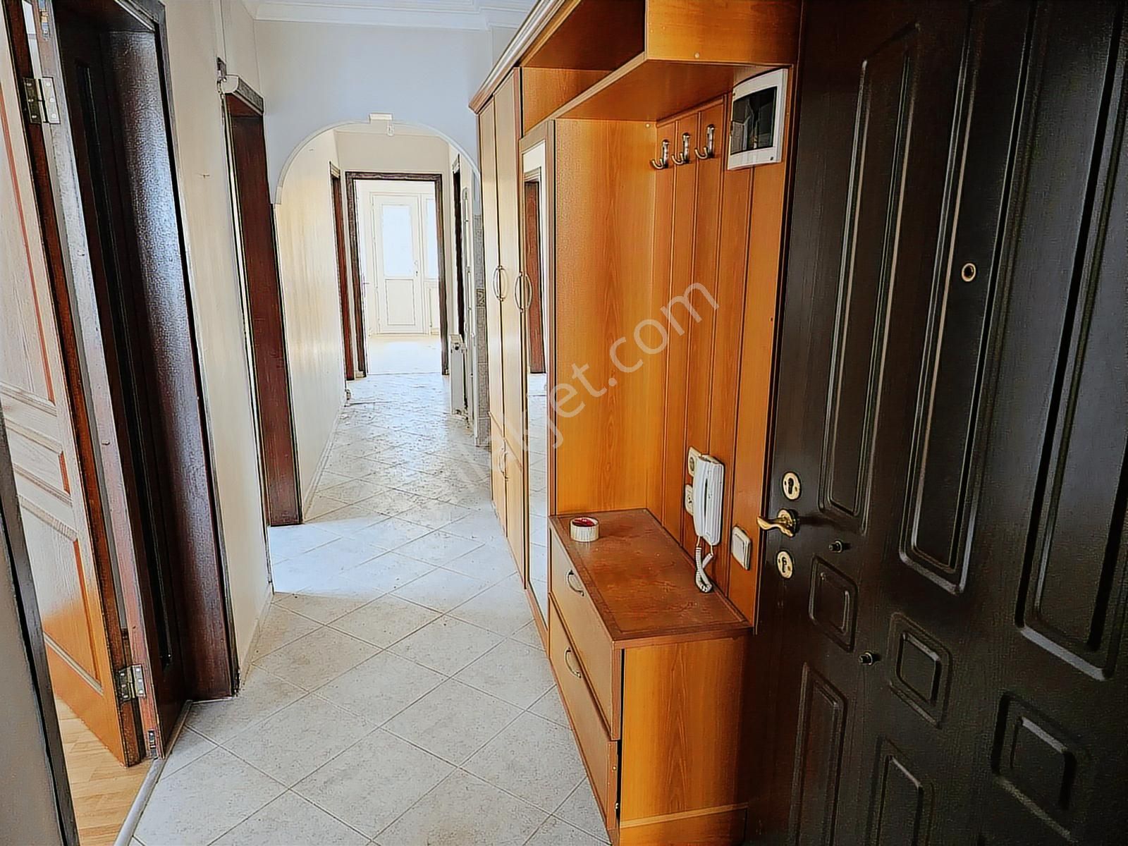 Aydın Efeler Girne Mahallesinde Kiralık Daire 3+1 - Görsel 21