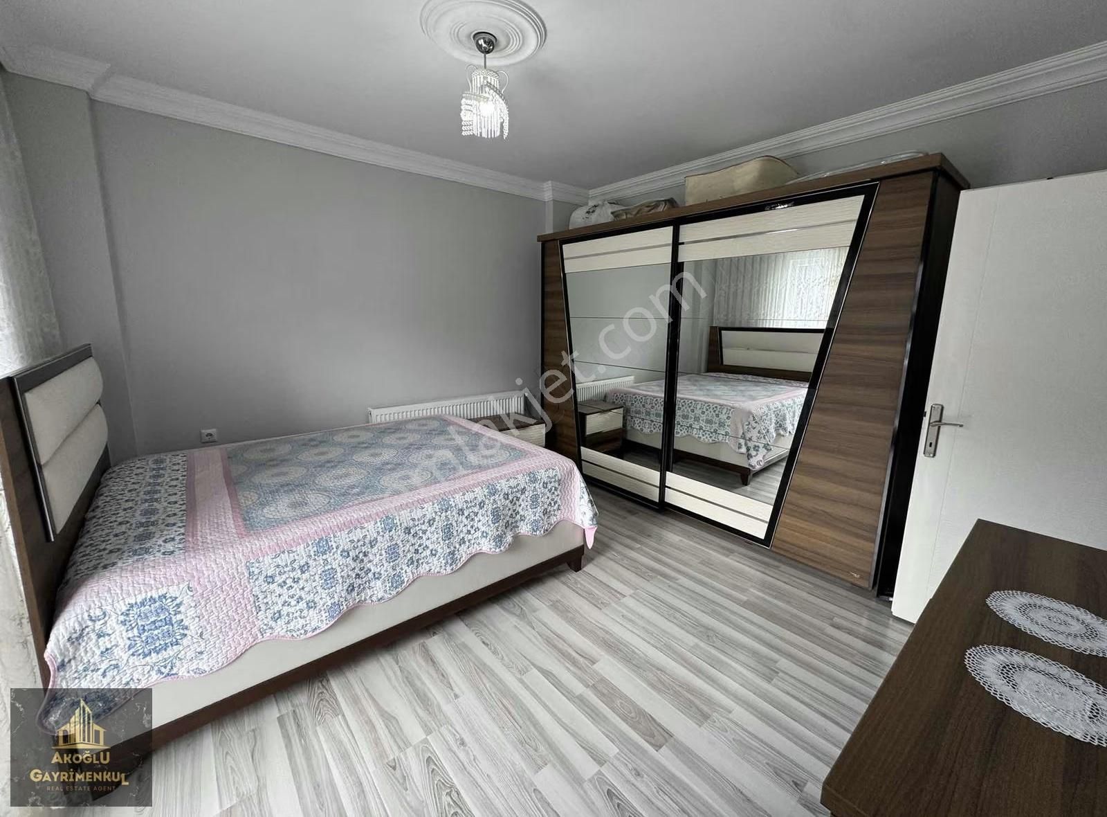 İstiklal Mahallesinde Bulvara Cephe Satılık Geniş 3+1 - Görsel 18