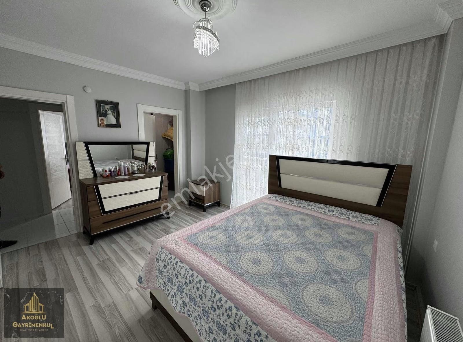 İstiklal Mahallesinde Bulvara Cephe Satılık Geniş 3+1 - Görsel 20