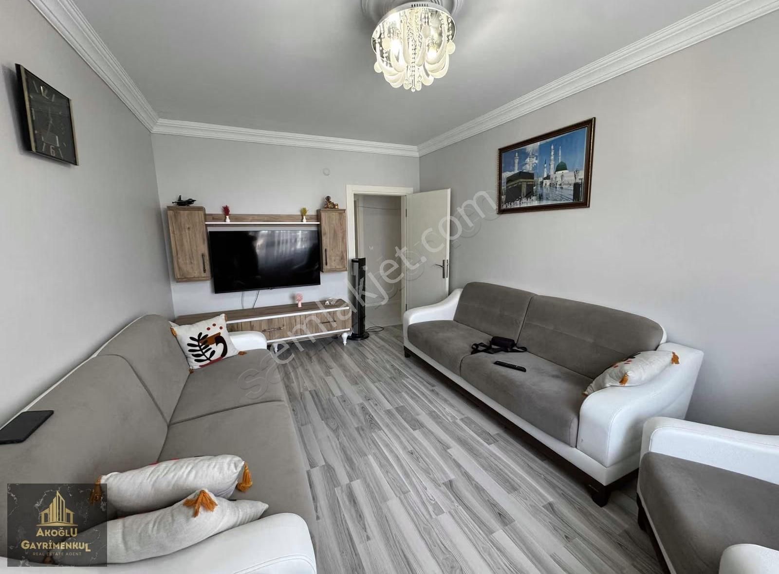 İstiklal Mahallesinde Bulvara Cephe Satılık Geniş 3+1 - Görsel 4