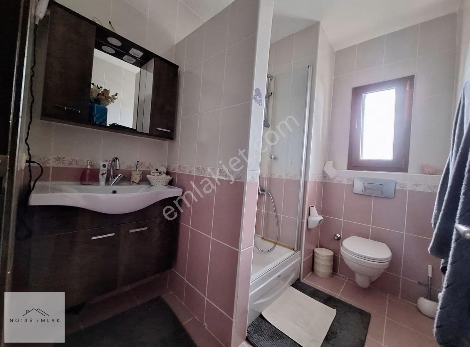 Bitez Deniz Manzaralı Geniş 2+1 Daire - Görsel 2