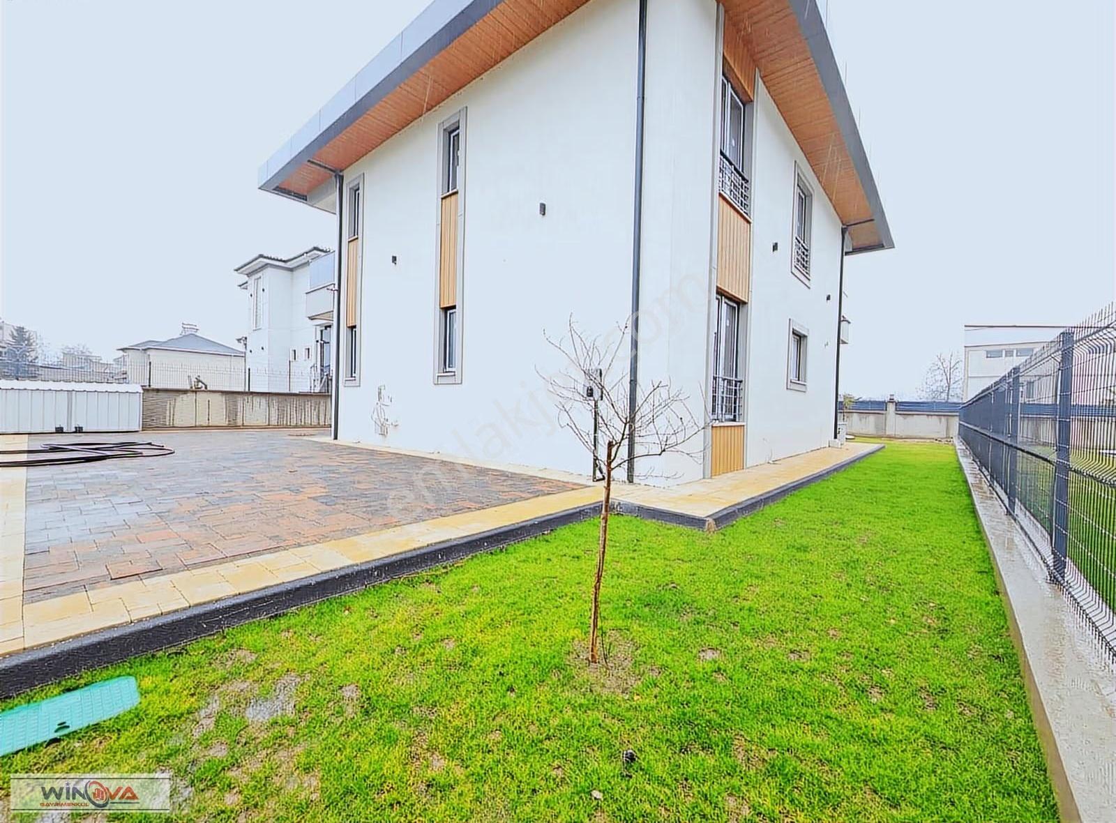 Winova | İnegöl Çeltikçi'de Satılık 5+1 Villa - Görsel 31