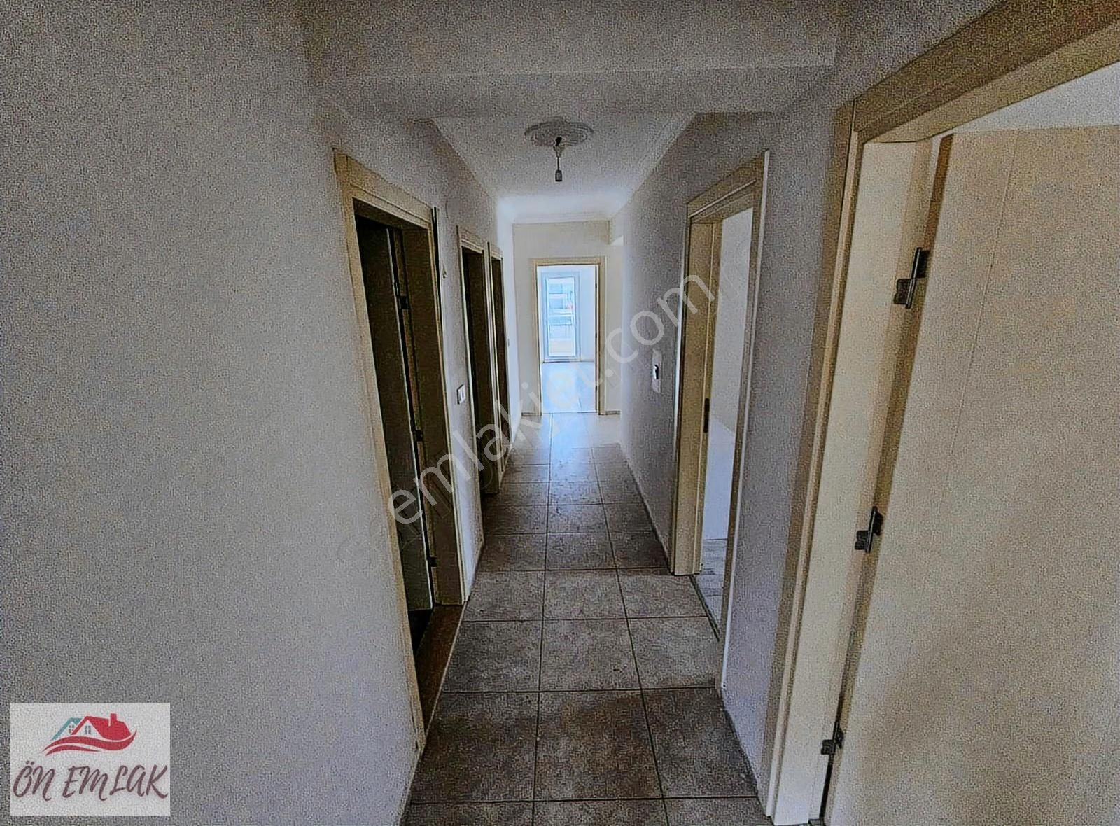 Burhaniye Mahkeme Mahallesi Merkezi Konumda Satılık 3+1 Daire! - Görsel 12