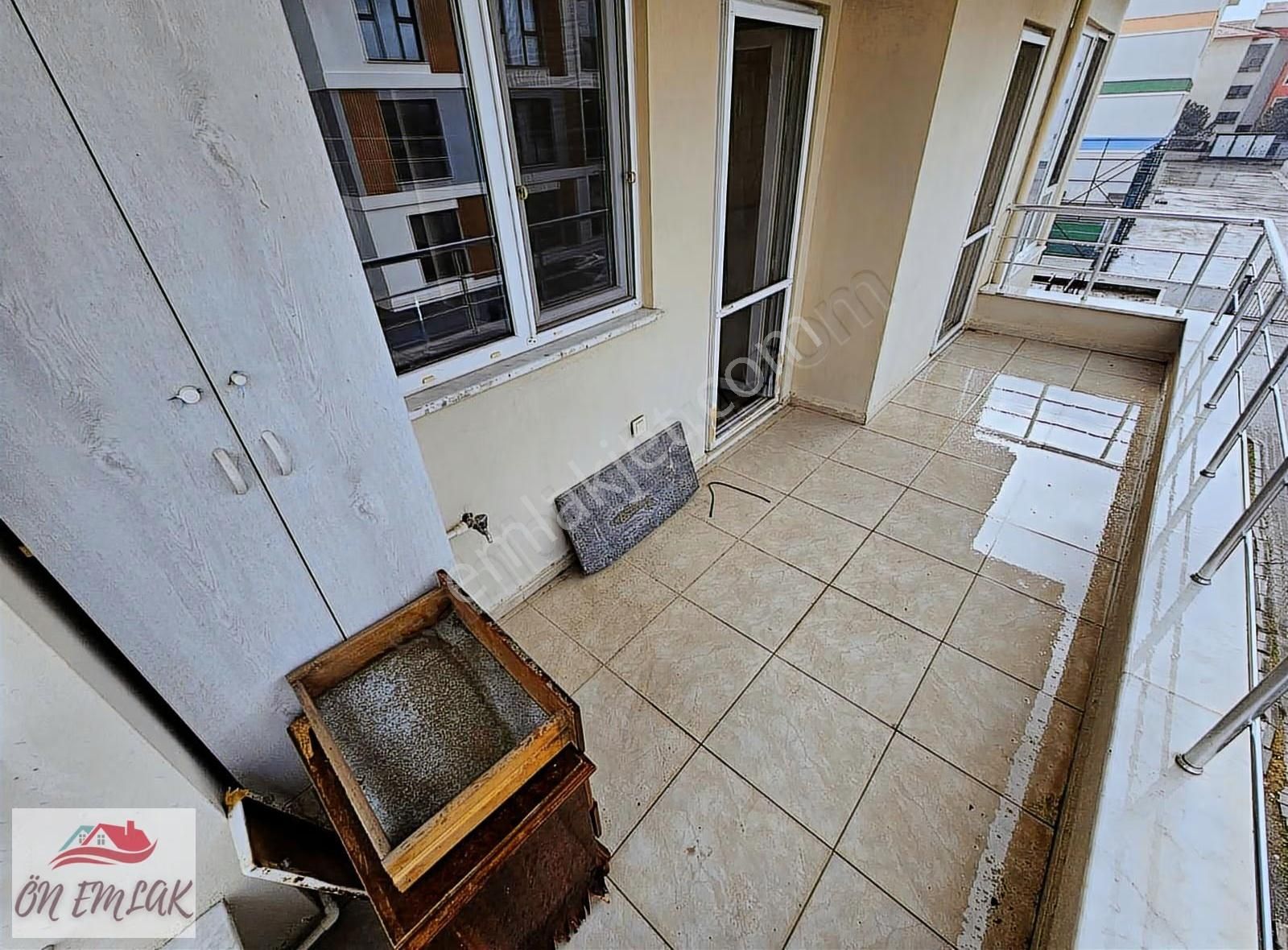 Burhaniye Mahkeme Mahallesi Merkezi Konumda Satılık 3+1 Daire! - Görsel 3