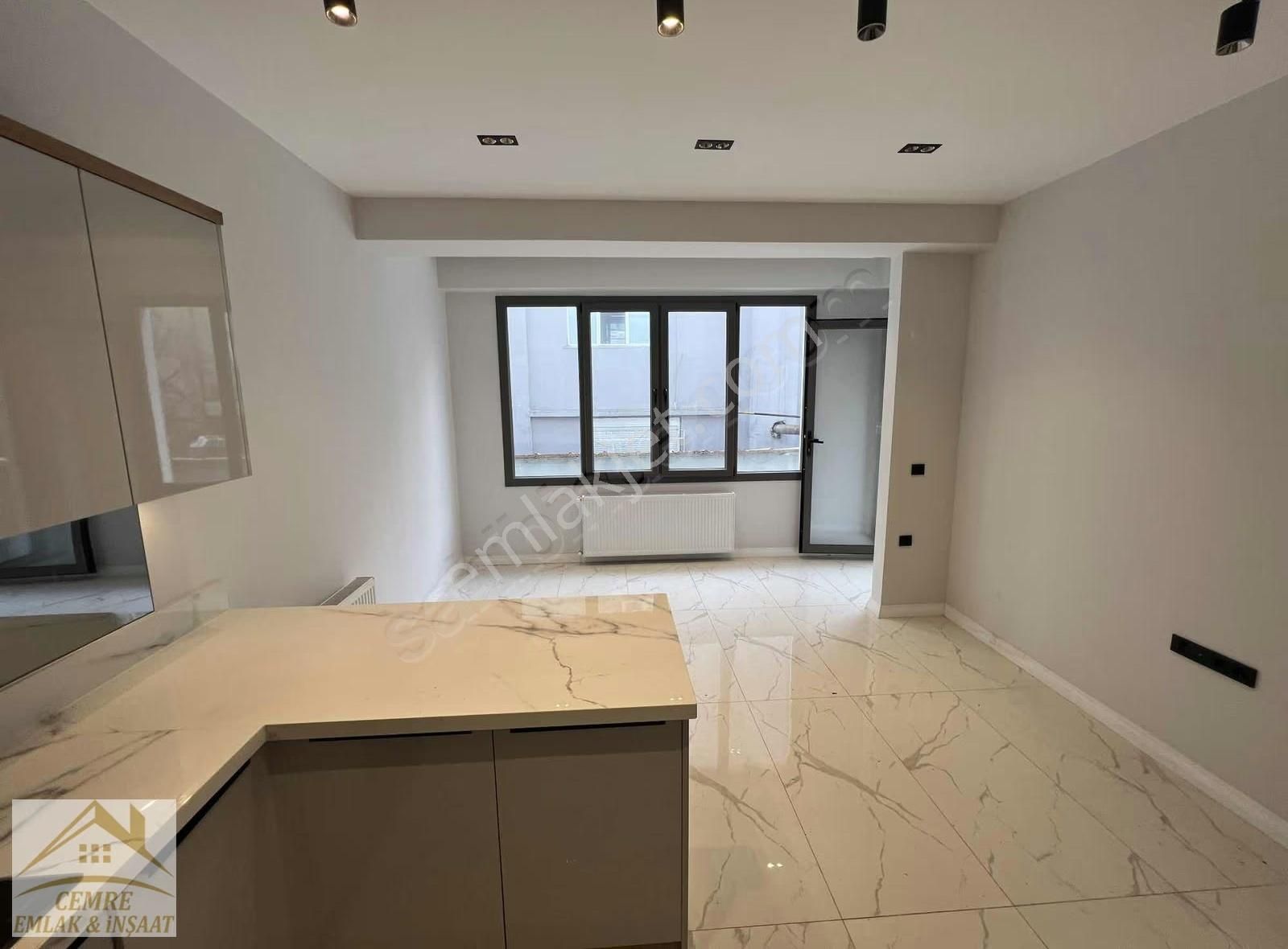 Cemre Emlaktan Satılık Denize Sadece 20m Mesafede Sıfır Daire - Görsel 21