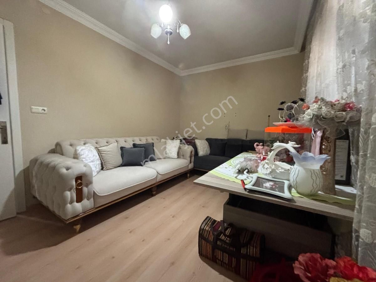 İzmir Selçuk Zafer Mahallesinde Satılık 2 Katlı Müstakil Ev - Görsel 18