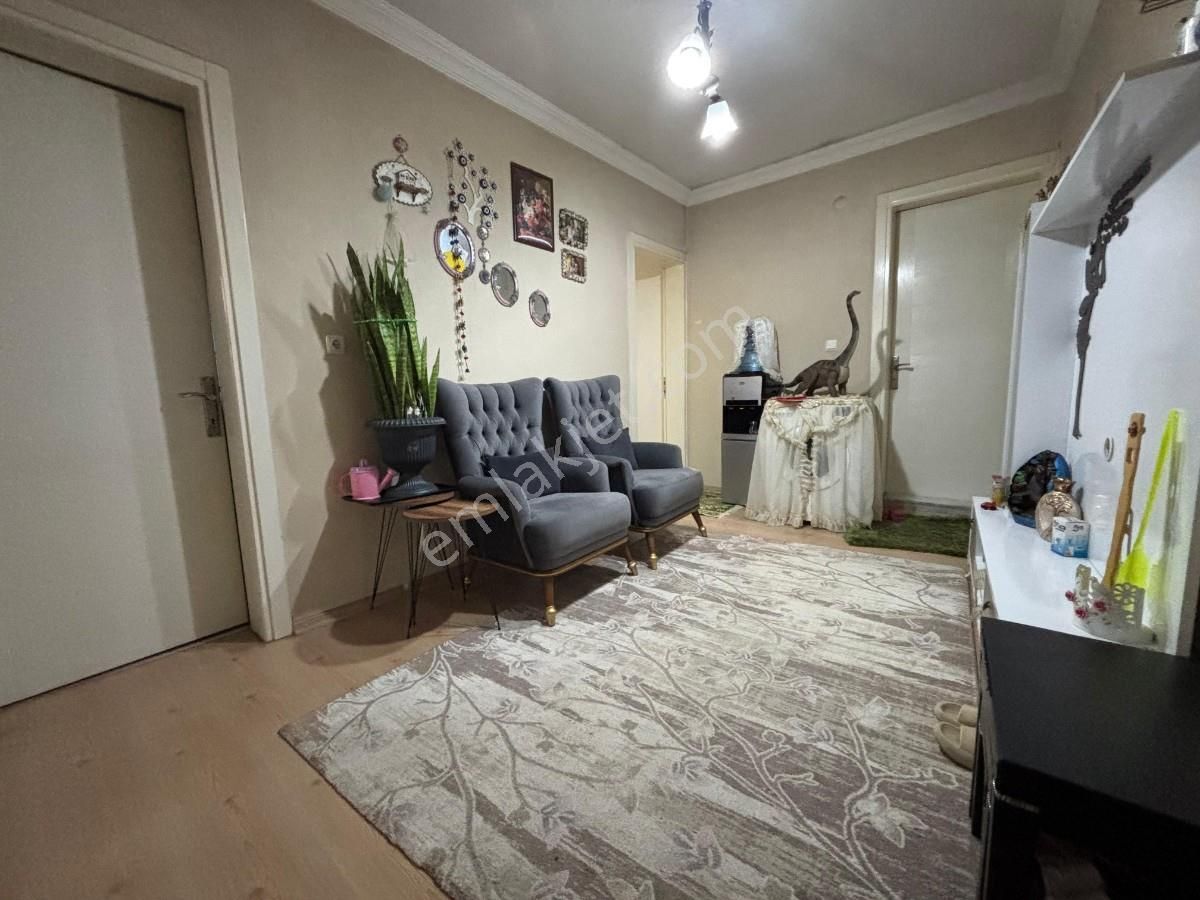 İzmir Selçuk Zafer Mahallesinde Satılık 2 Katlı Müstakil Ev - Görsel 25