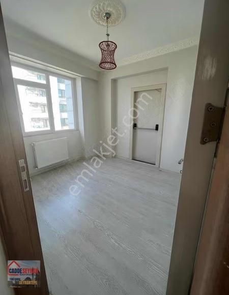 Cadde Seyrandan Satlık 2+1 Ara Kat - Görsel 19