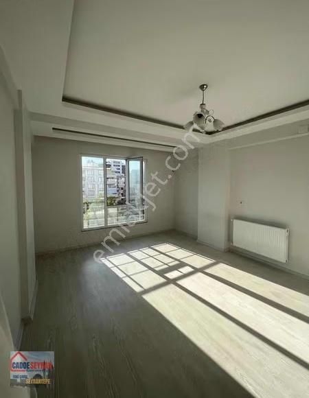 Cadde Seyrandan Satlık 2+1 Ara Kat - Görsel 13