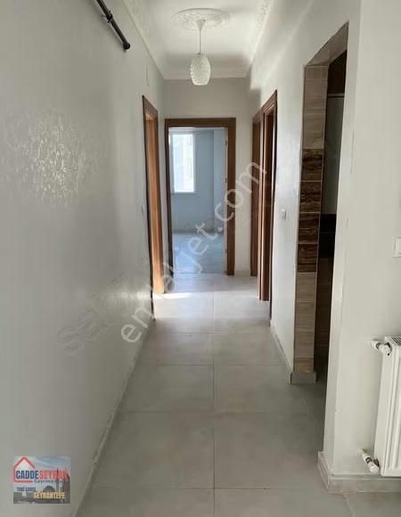 Cadde Seyrandan Satlık 2+1 Ara Kat - Görsel 5