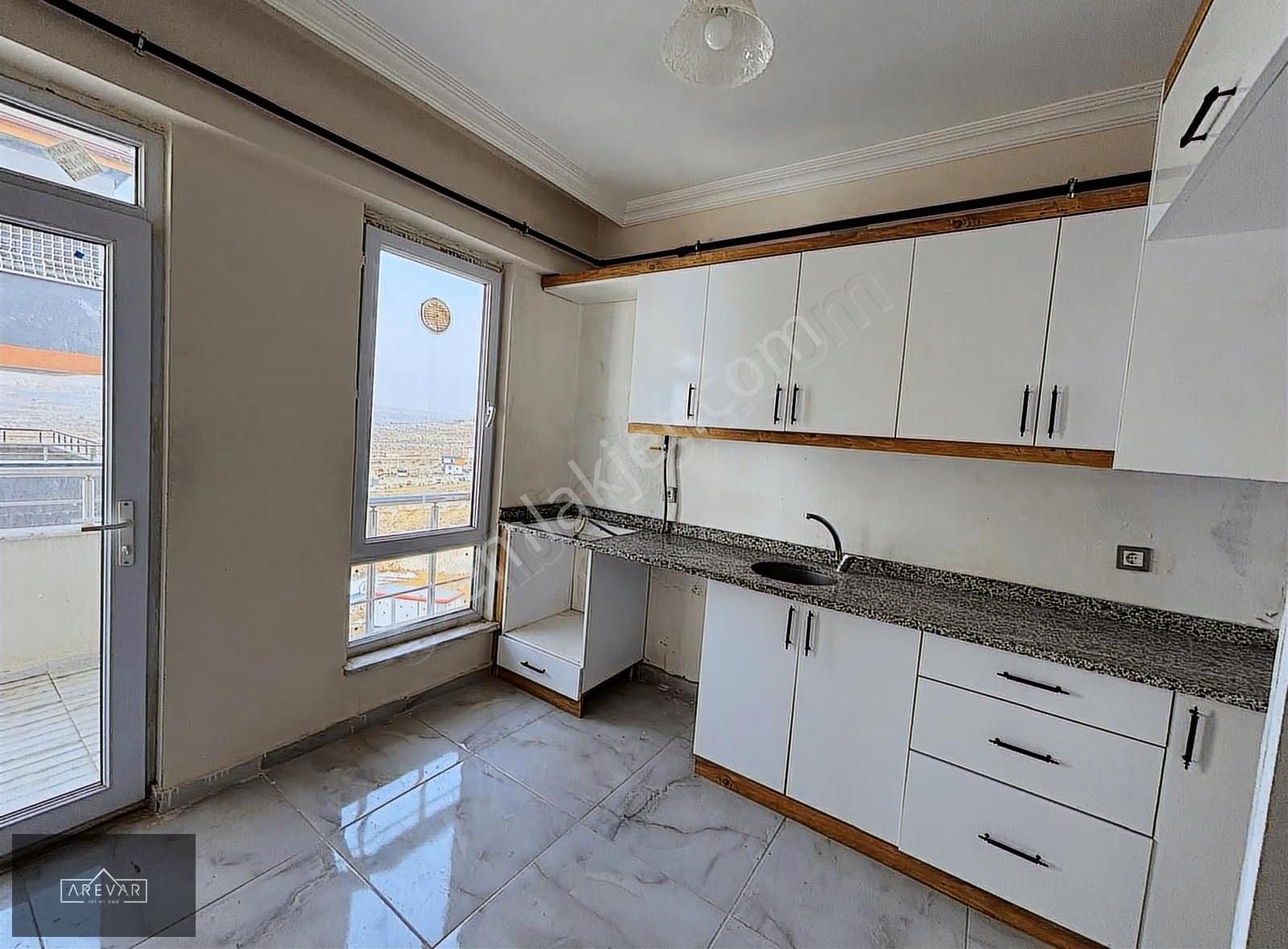 Arevar Dan Oğuzelinde Satılık 3+1 Daire - Görsel 29