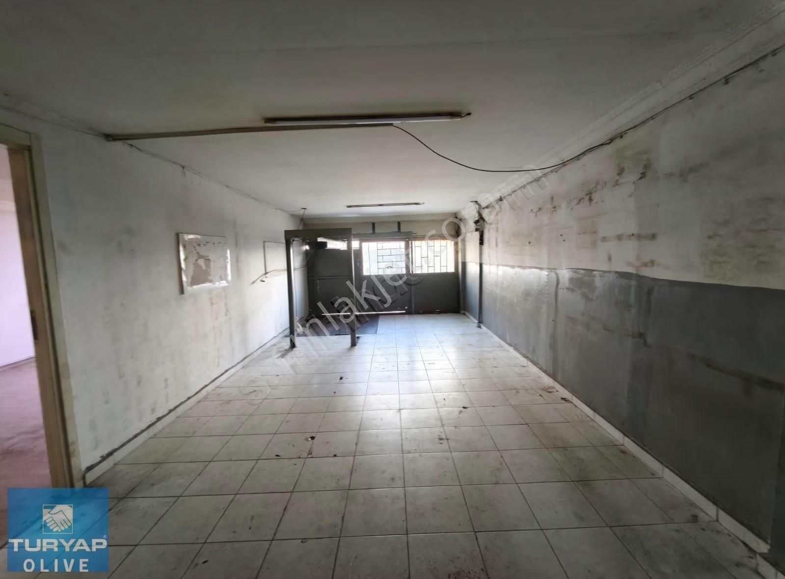 Sultangazi Küçüksanayi Sitesi Kiralık 100+100 M2 İmalathane Depo - Görsel 4
