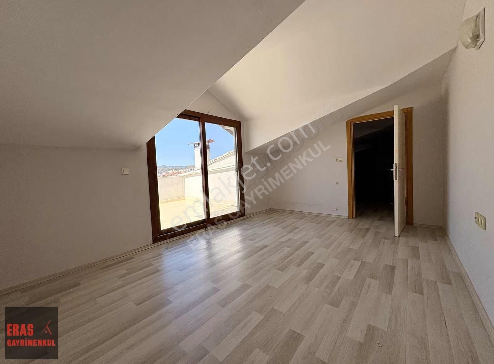 Dalaman Karaçalı'da Merkezi Konumda Kapalı Mutfaklı 3+1 Daire - Görsel 35