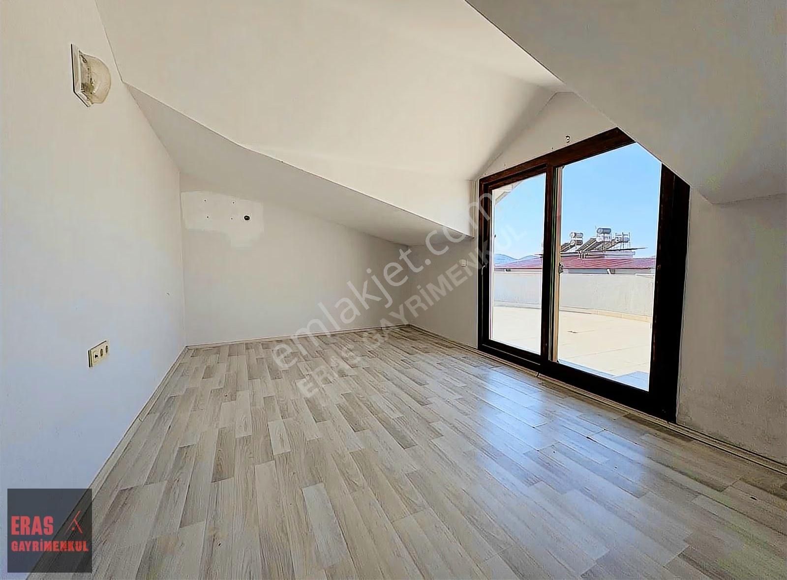 Dalaman Karaçalı'da Merkezi Konumda Kapalı Mutfaklı 3+1 Daire - Görsel 5