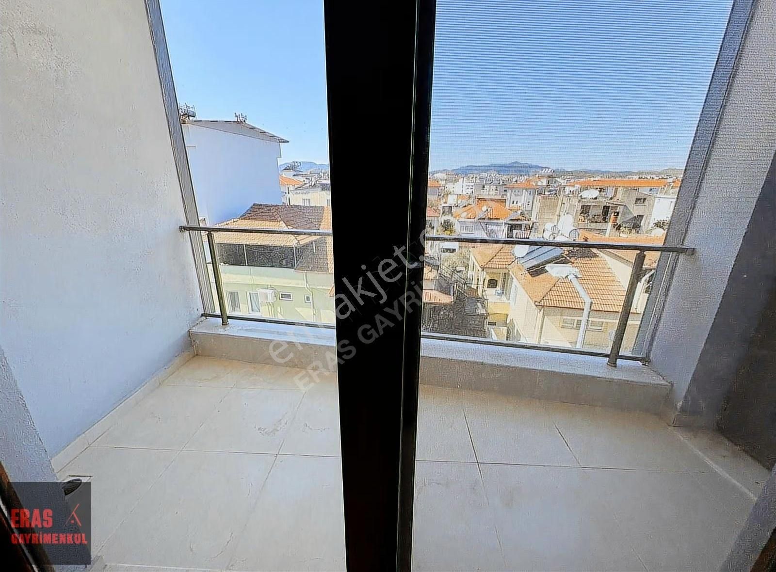 Dalaman Karaçalı'da Merkezi Konumda Kapalı Mutfaklı 3+1 Daire - Görsel 33