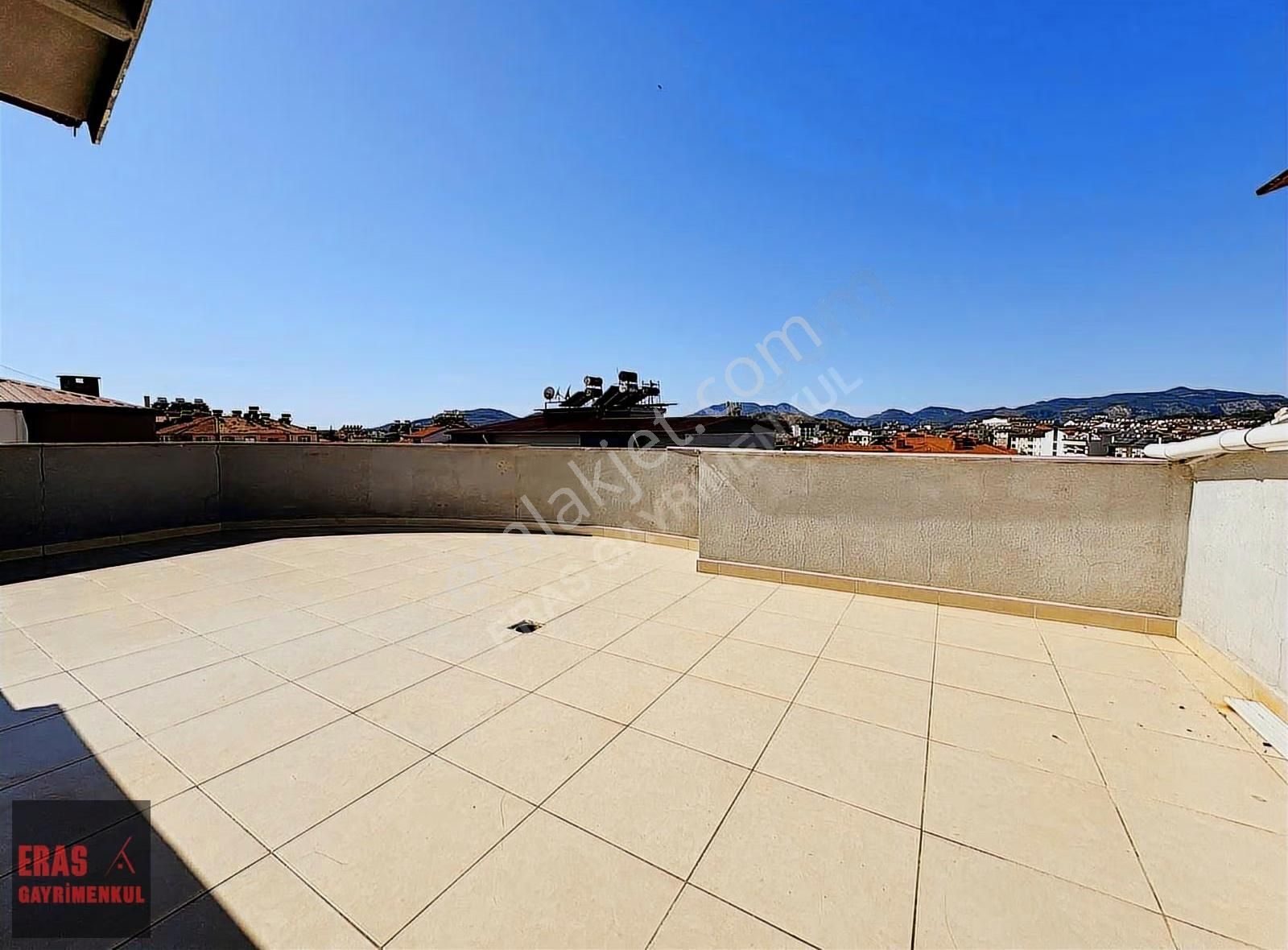 Dalaman Karaçalı'da Merkezi Konumda Kapalı Mutfaklı 3+1 Daire - Görsel 27