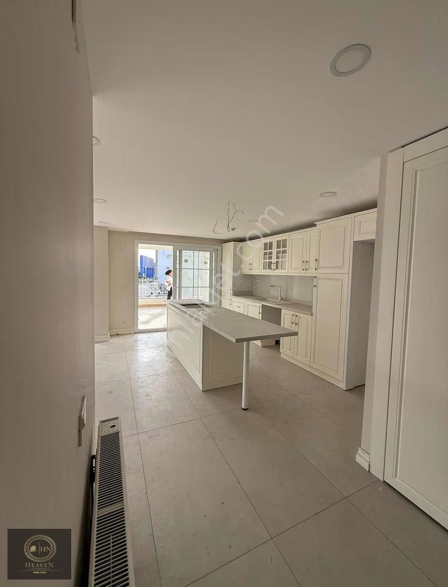 Marinada Deniz Manzaralı 3+1 Daire - Görsel 12