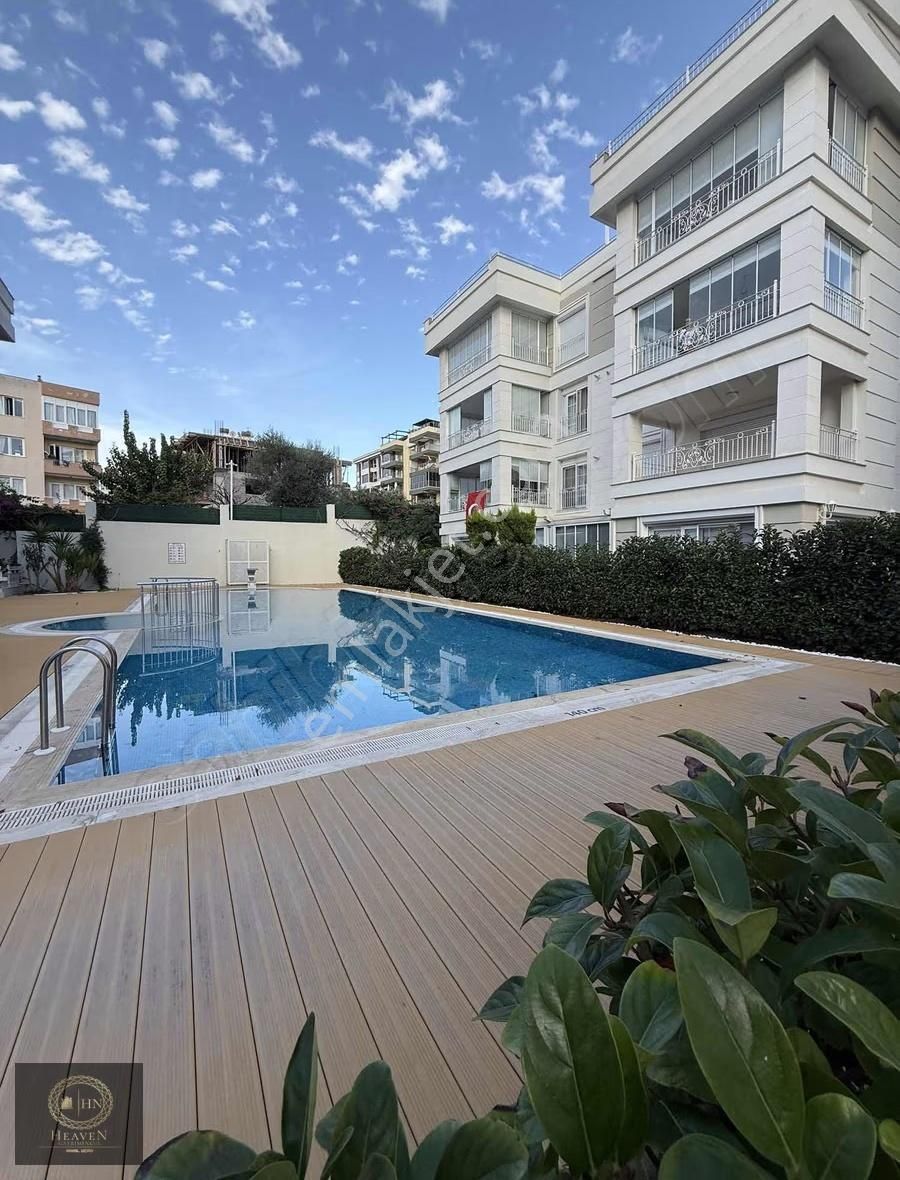 Marinada Deniz Manzaralı 3+1 Daire