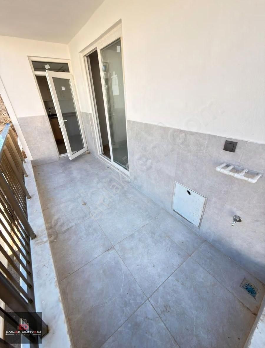Etiler Mah.köşe Daire Kredi İmkanlı Arakat Ayrı M.2+1 95m2 Daire - Görsel 22