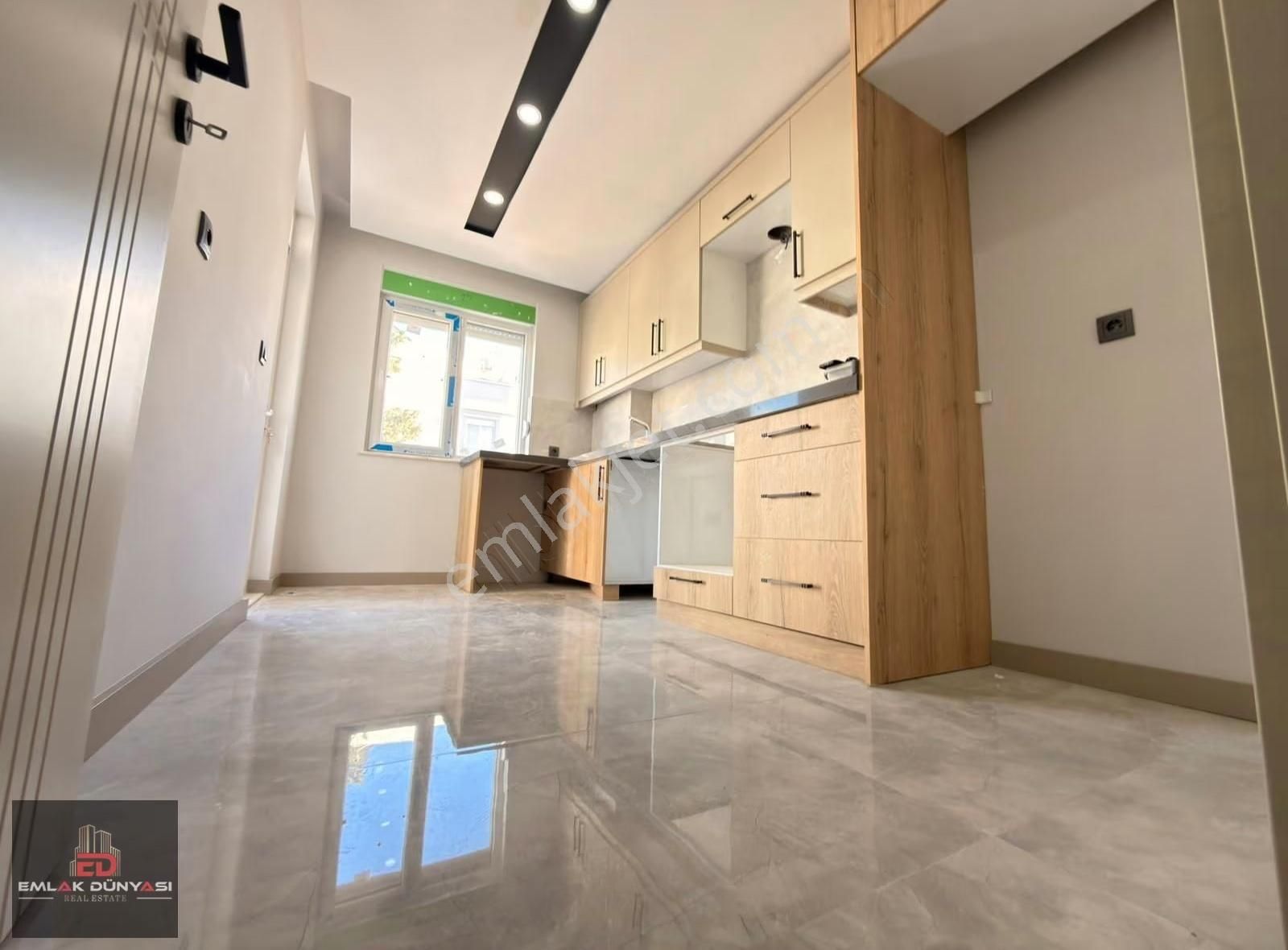 Etiler Mah.köşe Daire Kredi İmkanlı Arakat Ayrı M.2+1 95m2 Daire - Görsel 25