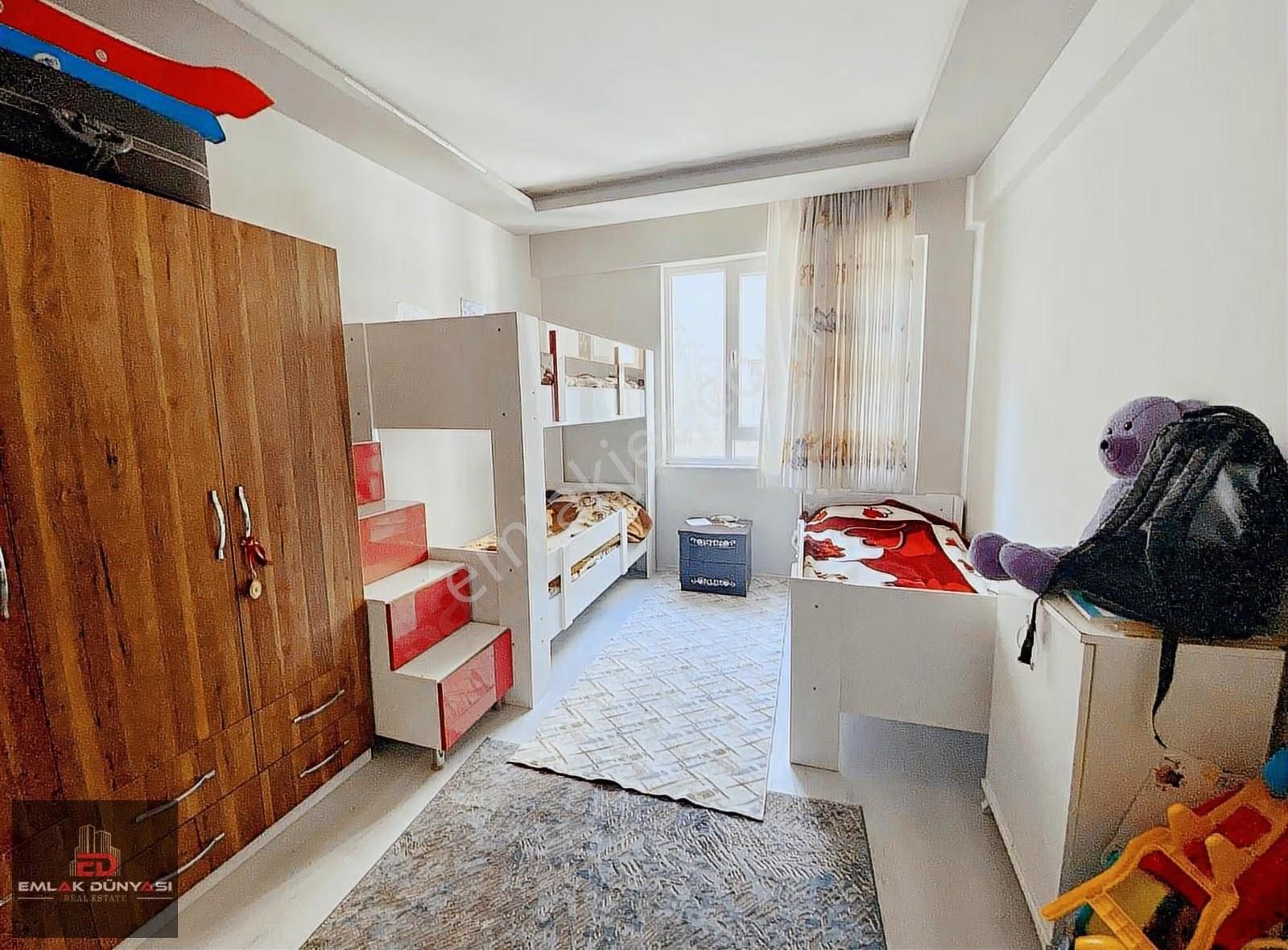 Dutlubahçe Mah.en Geniş Masrafsız Katta Önü Açık2+1 120m2dairesi - Görsel 5