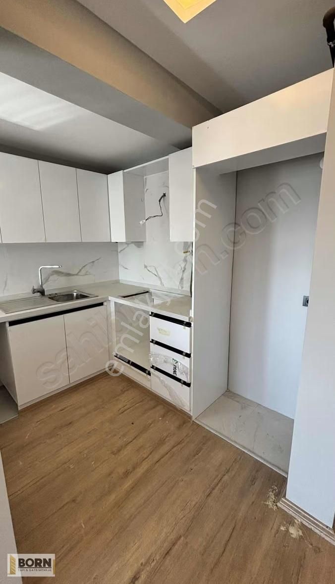 Bayraklı Adalet Mh. Kiralık 2+1 Sıfır Daire - Görsel 3