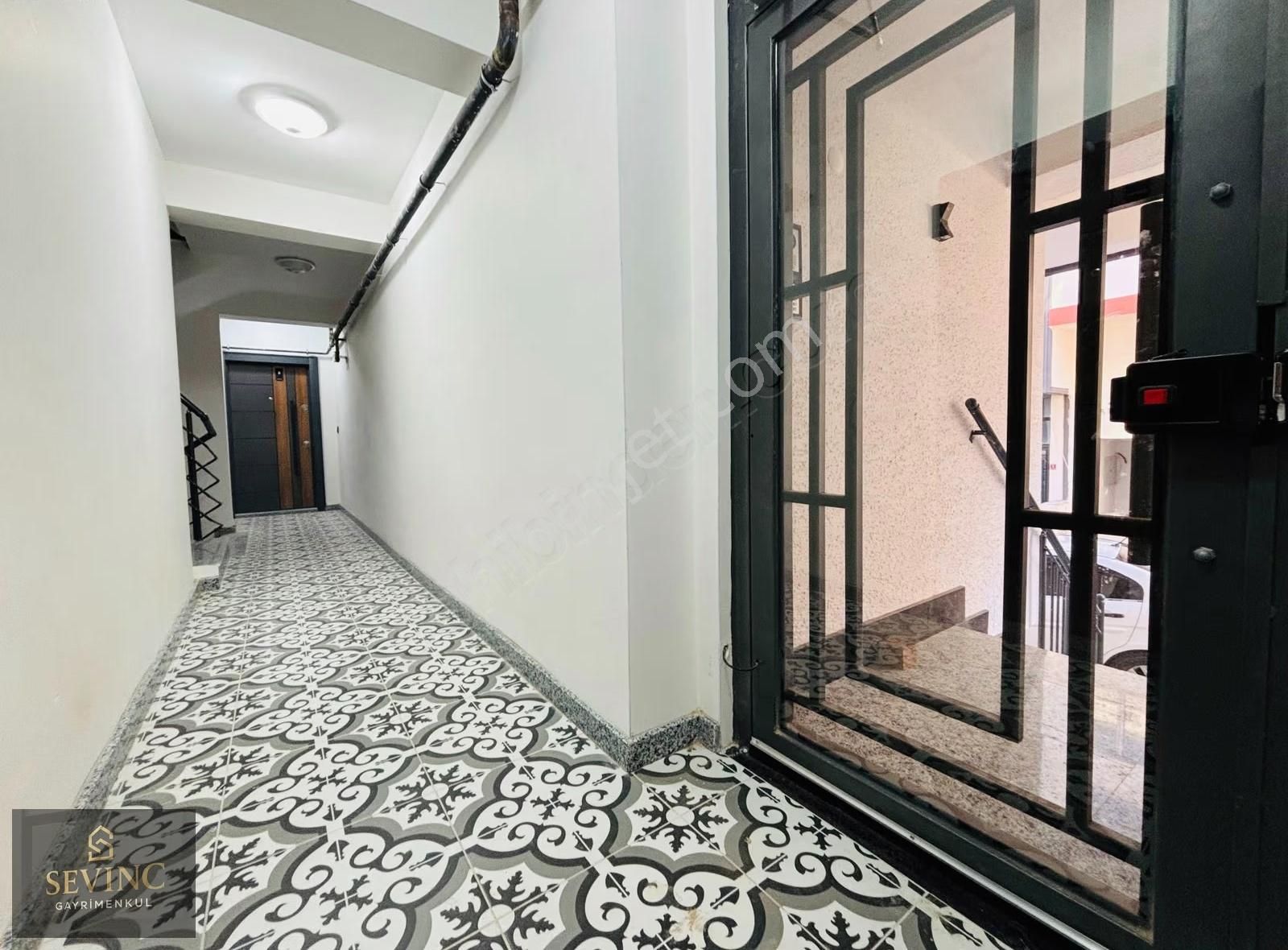 Sevinç'ten Otoparklı Çift Cephe Açık Mutfak 2+1 Satılık Daire - Görsel 3