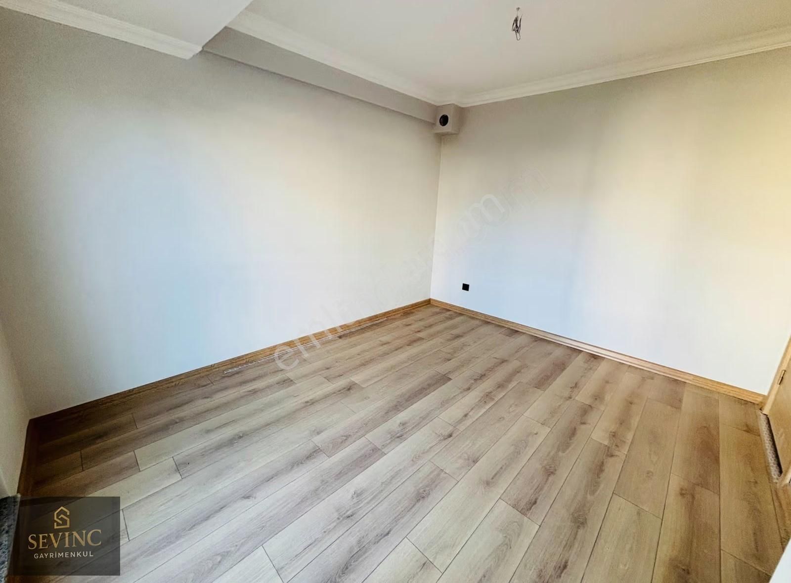 Sevinç'ten Otoparklı Çift Cephe Açık Mutfak 2+1 Satılık Daire - Görsel 9
