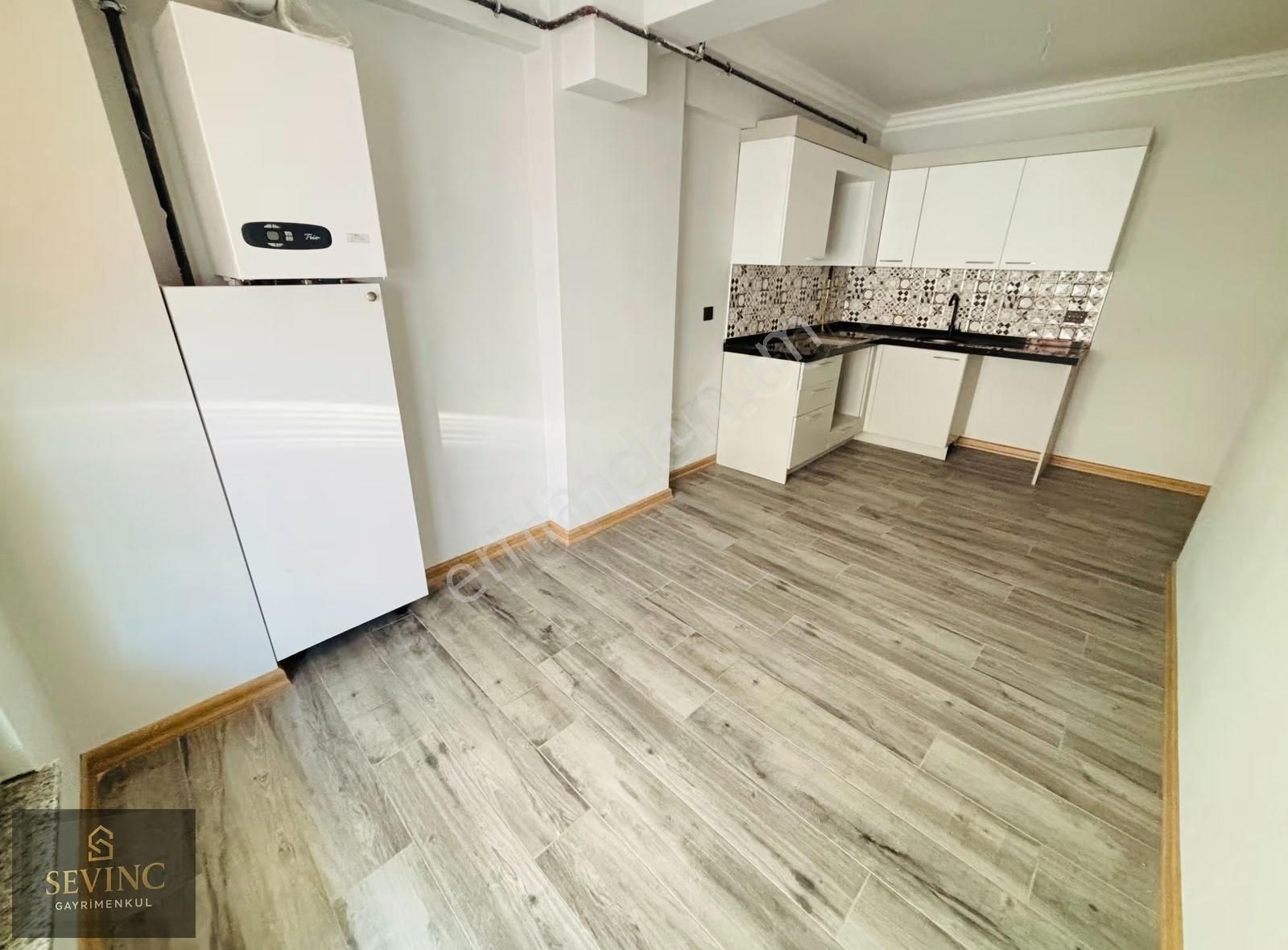 Sevinç'ten Otoparklı Çift Cephe Açık Mutfak 2+1 Satılık Daire - Görsel 4