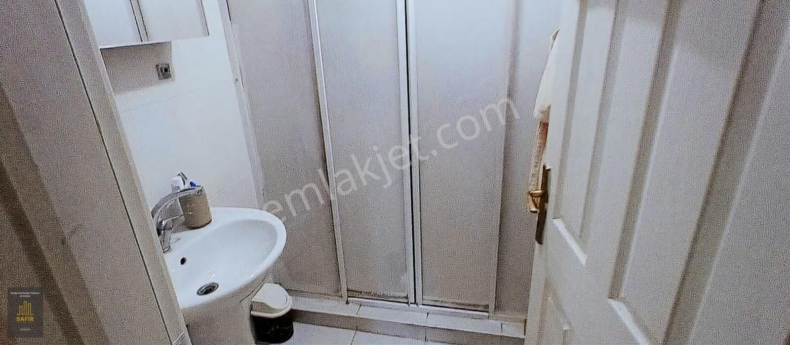 Safir'den, Bahçelievler Yenibosna Kuleli'de Kiralık Daire - Görsel 13