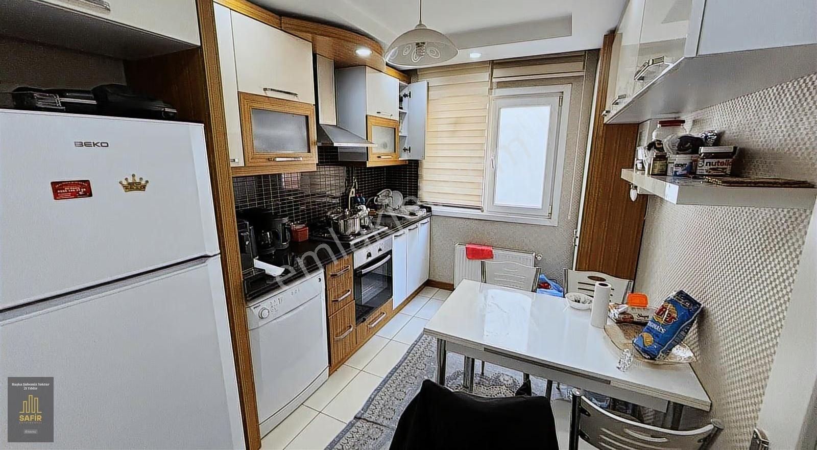 Safir'den 15 Yaşında Siyavuşpaşa'da 2+1 Satılık Daire - Görsel 16