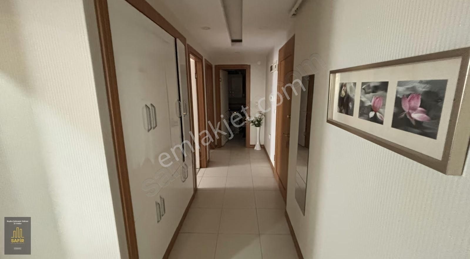 Safir'den 15 Yaşında Siyavuşpaşa'da 2+1 Satılık Daire - Görsel 2