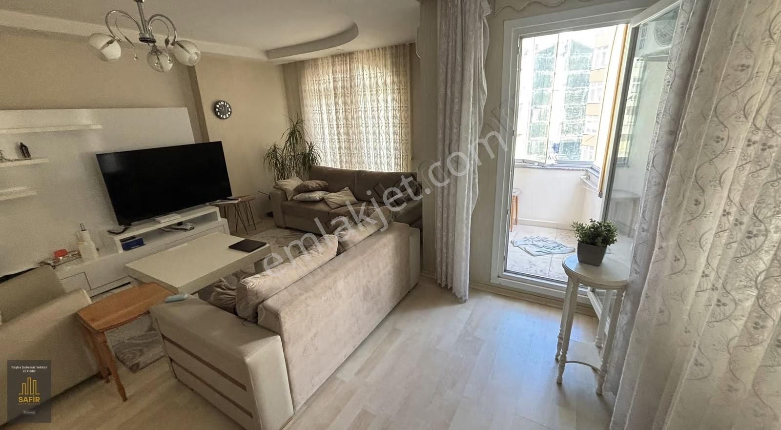 Safir'den 15 Yaşında Siyavuşpaşa'da 2+1 Satılık Daire - Görsel 23