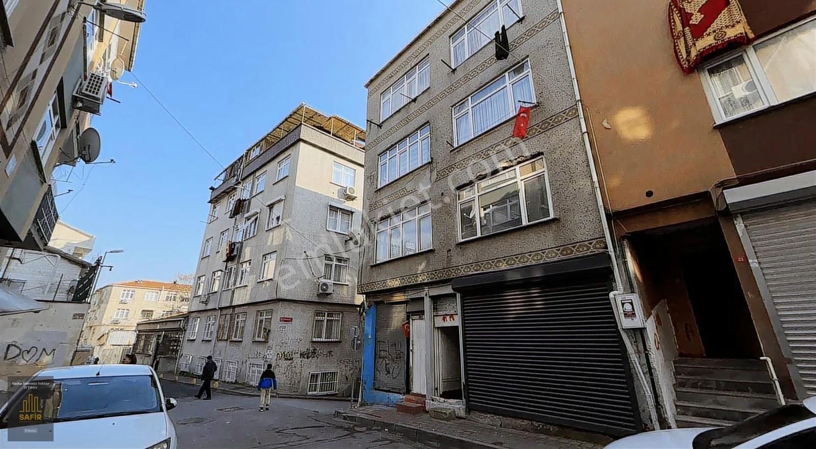 Safir'den, Karagümrük'te Vatan Caddesine Yakın Satılık Dükkan - Görsel 6