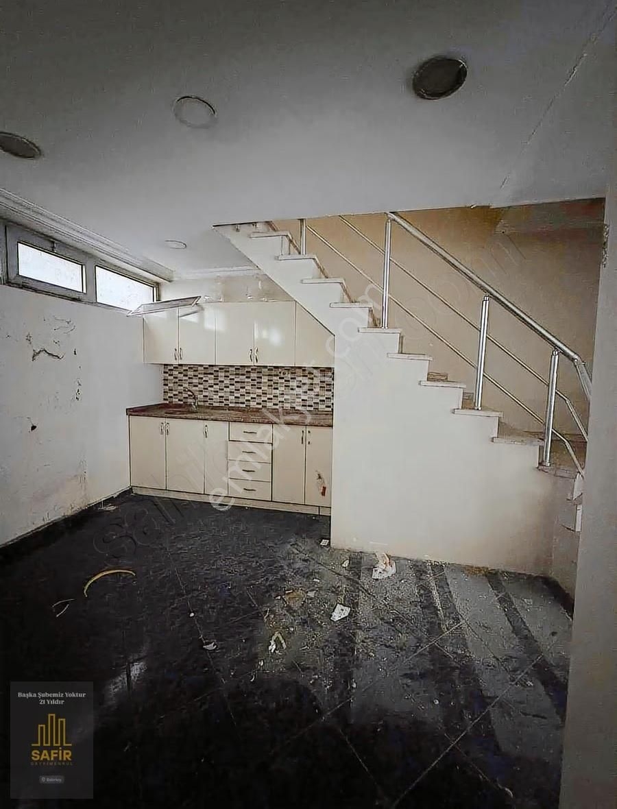 Bahçelievler Şirinevler Mahmutbey Yol Üzeri 240m2 Depolu Dükkkan - Görsel 25