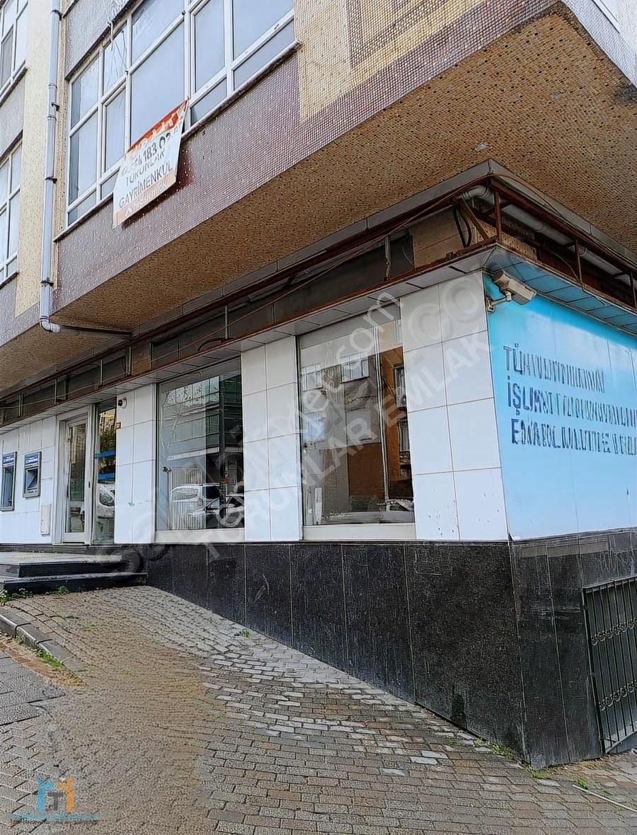 Torunlar'dan Ana Cadde Üzeri İskanlı Kiralık 500m2 Mağaza - Görsel 4