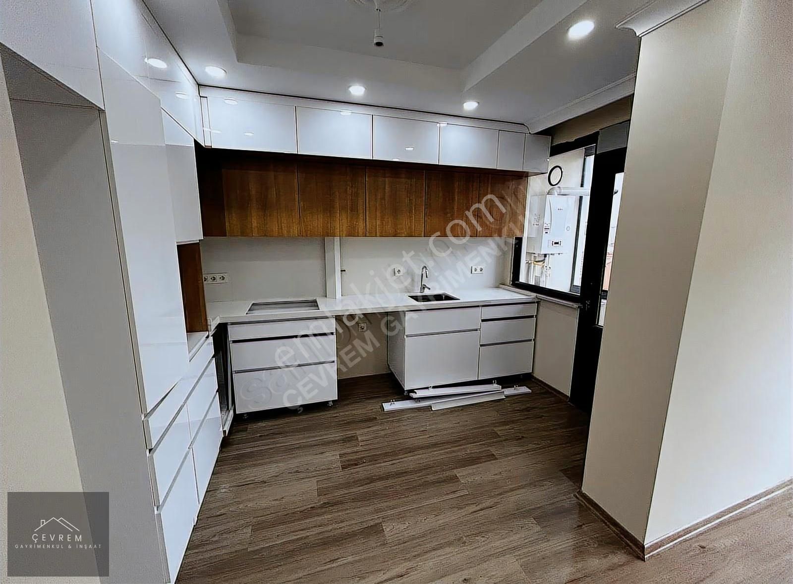 *çevrem* Yeşilova'da Metrobüse Çok Yakın Otoparklı 4+1 Dubleks - Görsel 22