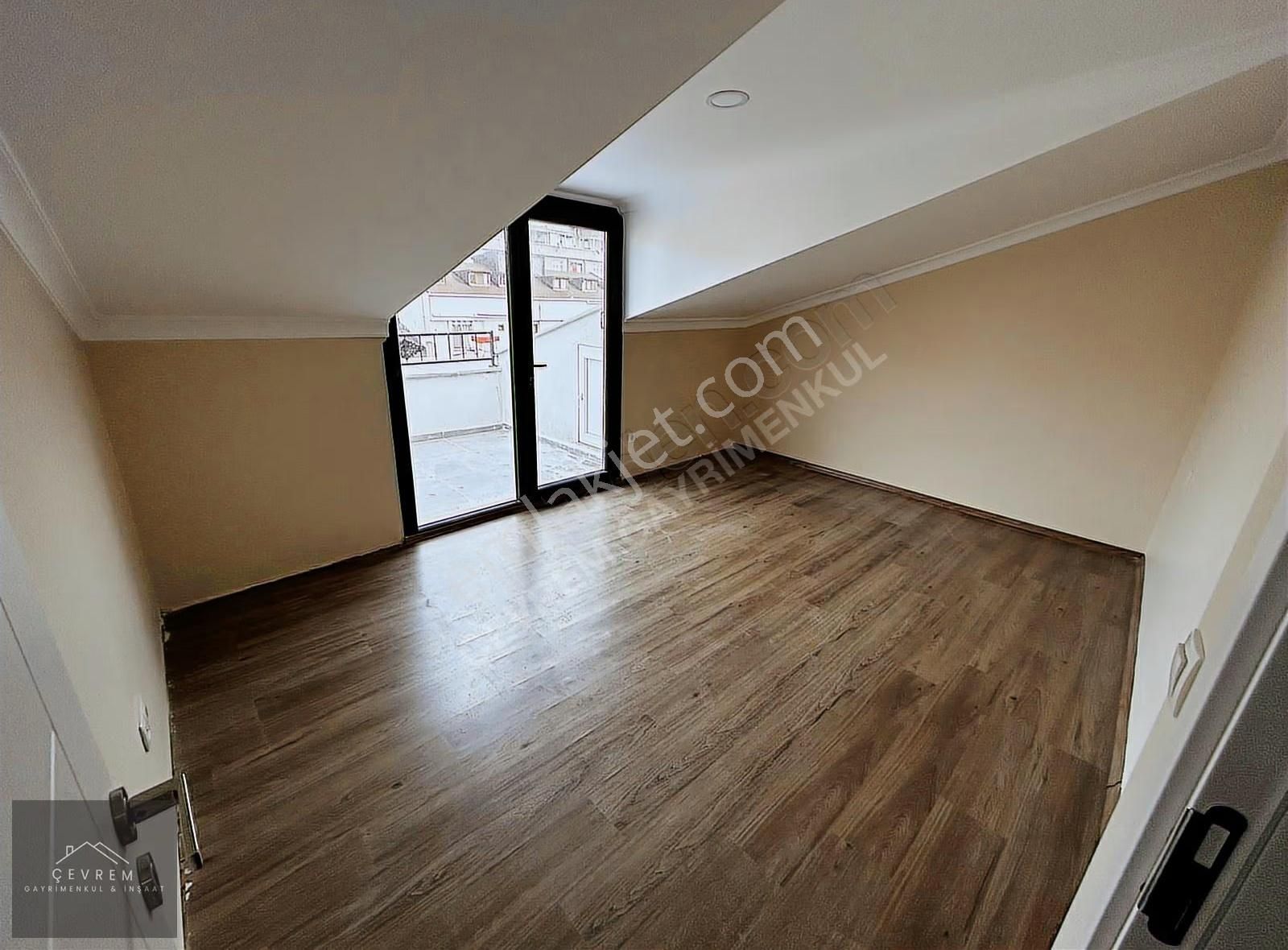 *çevrem* Yeşilova'da Metrobüse Çok Yakın Otoparklı 4+1 Dubleks - Görsel 31