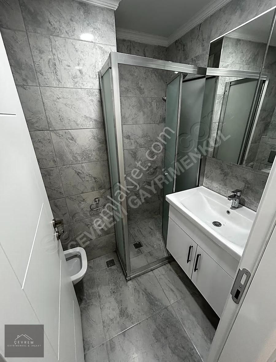 *çevrem* Yeşilova'da Metrobüse Çok Yakın Otoparklı 4+1 Dubleks - Görsel 9